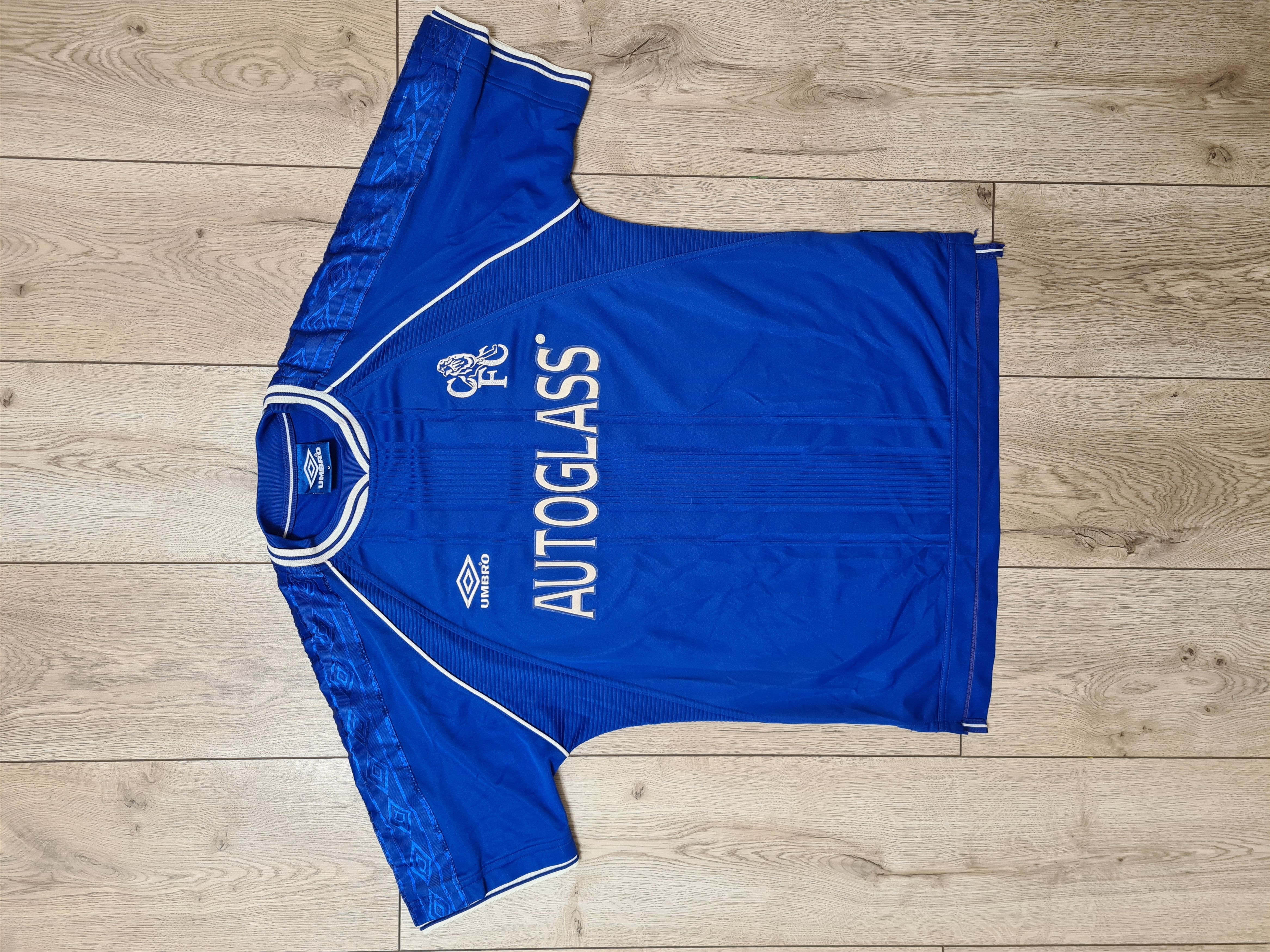 image of Chelsea 1999 2000 Home Football Shirt Soccer Jersey Vintage in Blue, Men's (Size Medium)