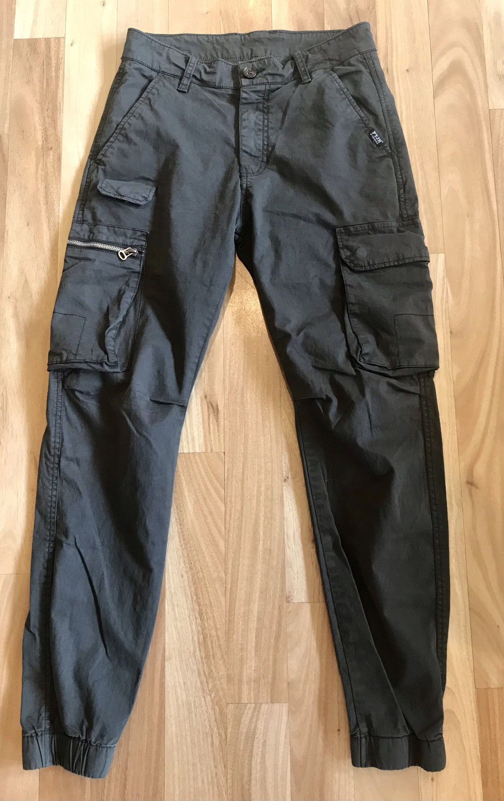 Vintage Vintage Jogger Style Dark Olive Cargo Pants 36w Size US 36 / EU 52 - 1 Thumbnail