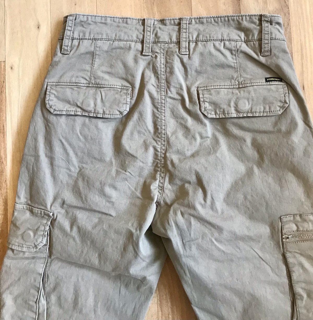 Vintage Vintage Jogger Style Tan Cargo Pants 32w Size US 32 / EU 48 - 6 Thumbnail