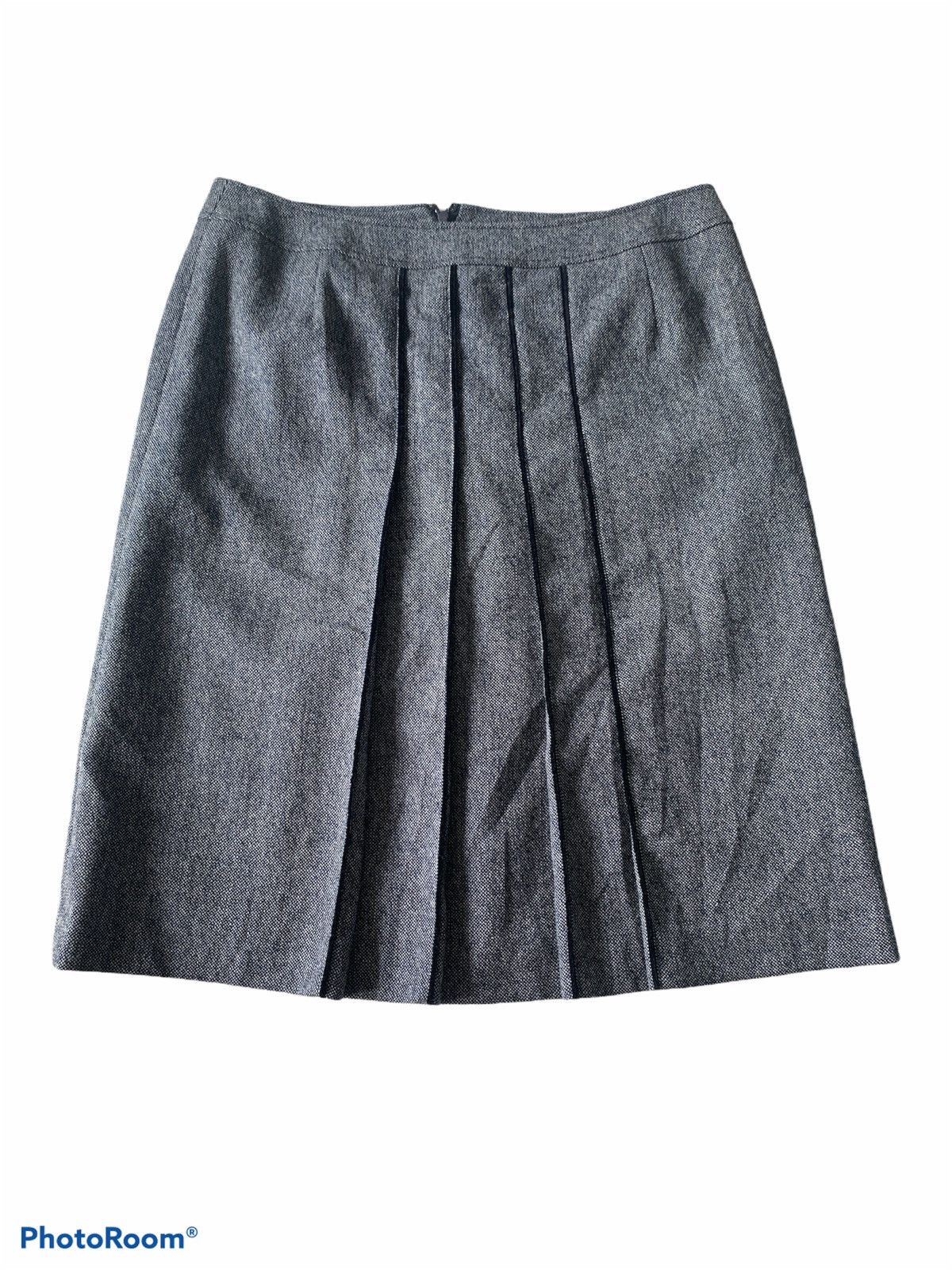 Burberry VINTAGE BURBERRY SKIRT Size 30" / US 8 / IT 44 - 1 Thumbnail