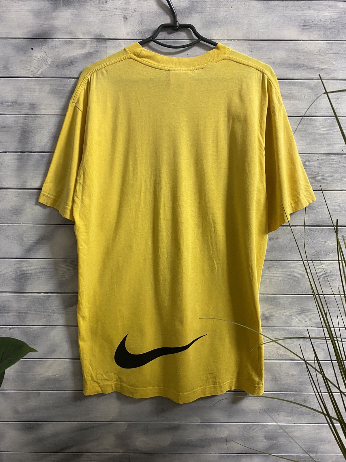 Nike Rare Vintage T-Shirt Nike Centr Logo Drill small big swoosh. Size US M / EU 48-50 / 2 - 3 Thumbnail