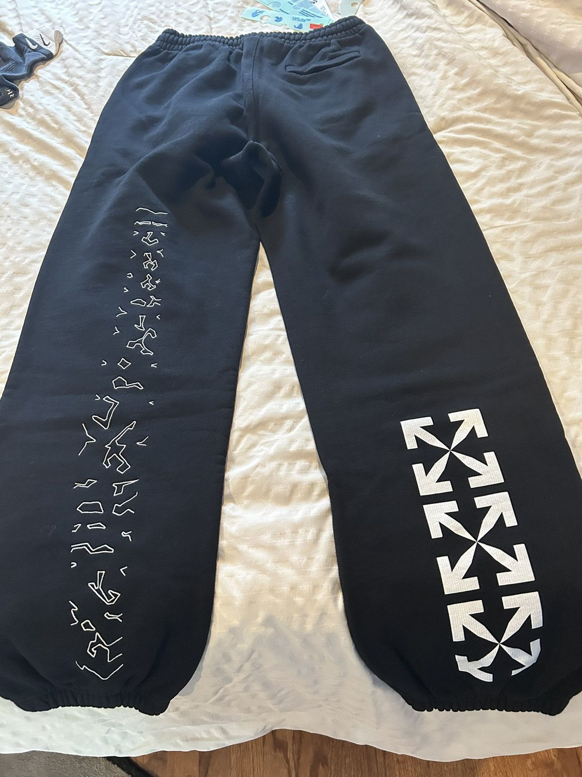 image of Off White Off-White Figure Of Speech Sweatpants in Black, Men's (Size 30)