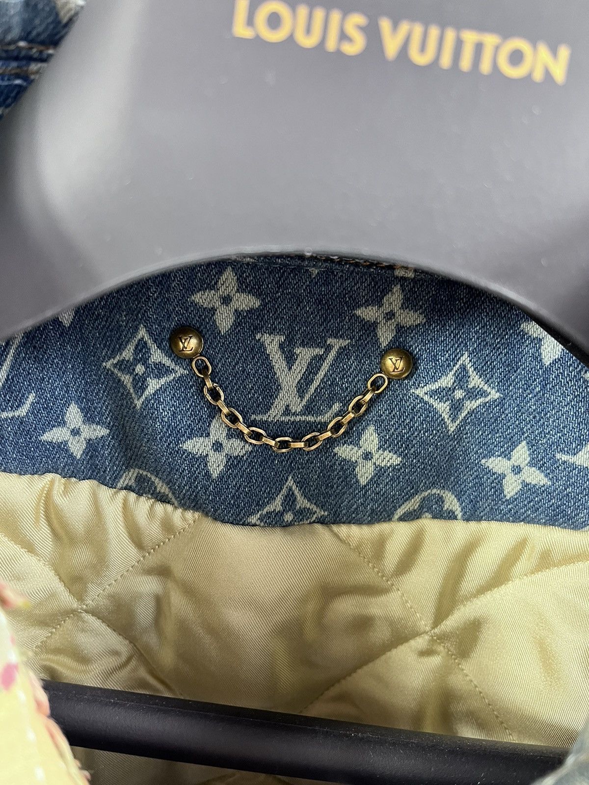 Louis Vuitton Floral Monogram distressed padded denim jacket Size US XXL / EU 58 / 5 - 6 Thumbnail