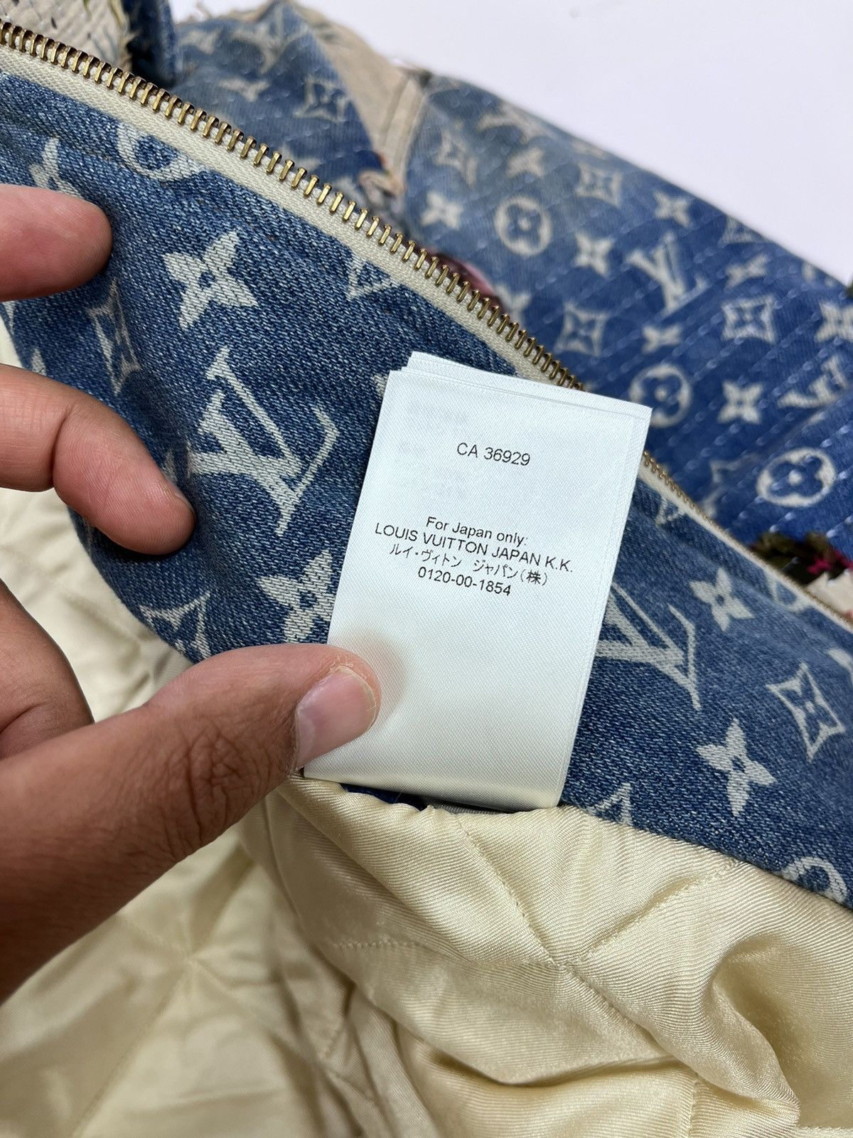 Louis Vuitton Floral Monogram distressed padded denim jacket Size US XXL / EU 58 / 5 - 25 Thumbnail