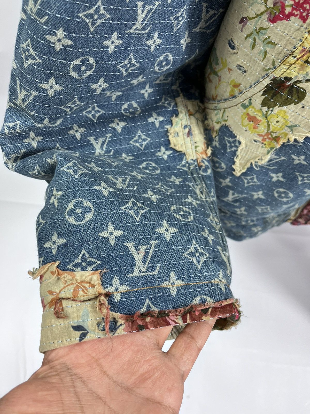 Louis Vuitton Floral Monogram distressed padded denim jacket Size US XXL / EU 58 / 5 - 9 Thumbnail
