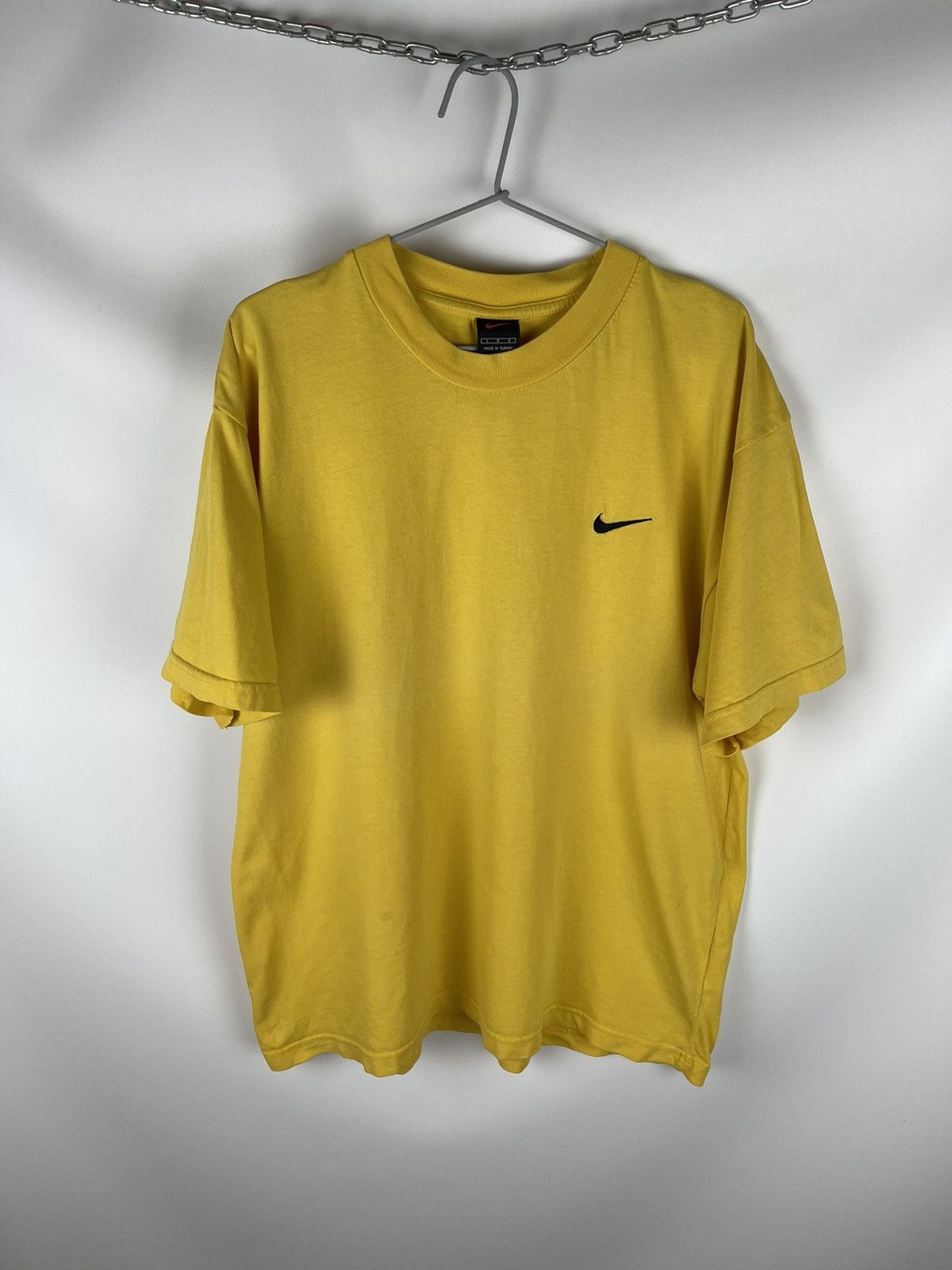 Nike Nike vintage 90s yellow drill embroidered swoosh logo tee Size US L / EU 52-54 / 3 - 1 Thumbnail