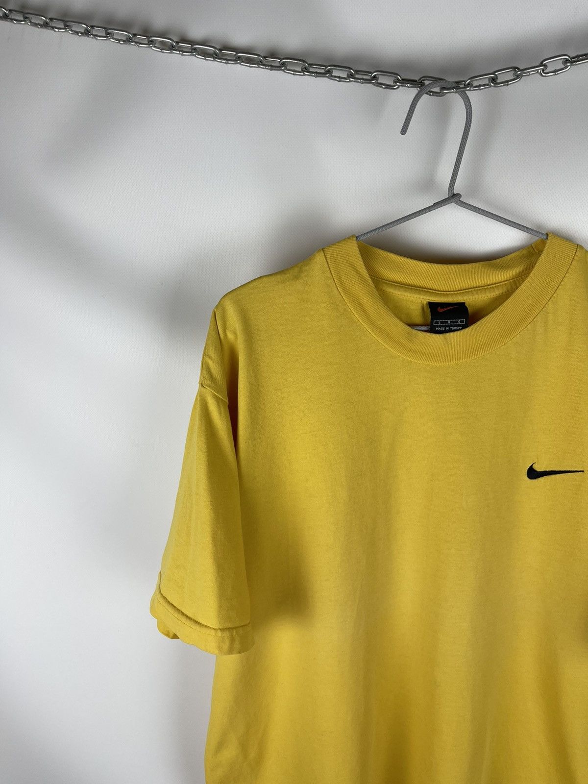 Nike Nike vintage 90s yellow drill embroidered swoosh logo tee Size US L / EU 52-54 / 3 - 4 Thumbnail