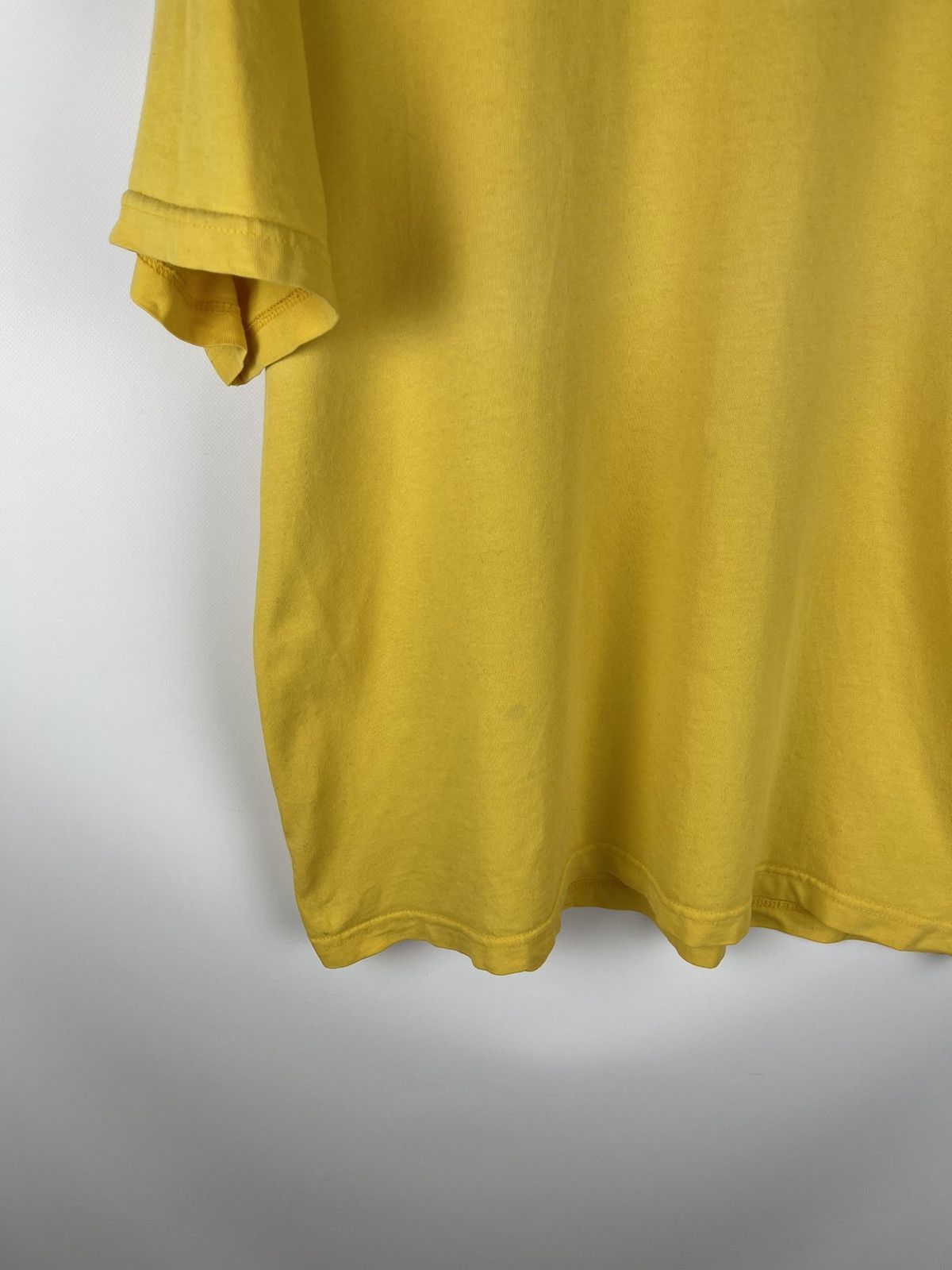 Nike Nike vintage 90s yellow drill embroidered swoosh logo tee Size US L / EU 52-54 / 3 - 5 Thumbnail
