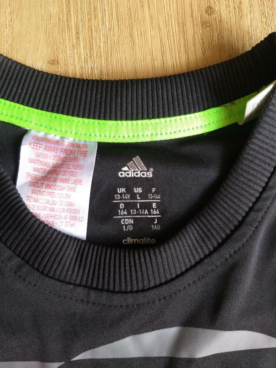 Adidas Adidas Training Graphic Tee Big Logo Black Y2K Size US S / EU 44-46 / 1 - 2 Thumbnail