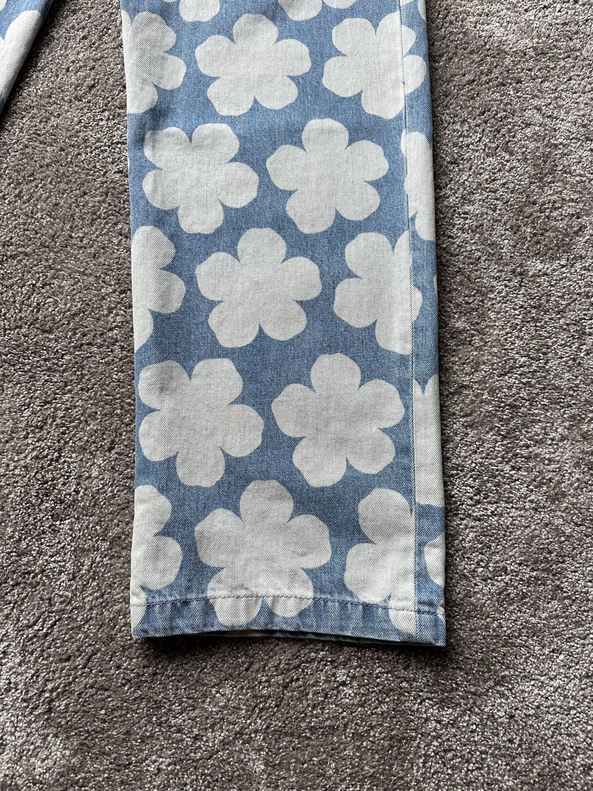 Kenzo FW22 Kenzo baggy fit floral blue white denim jeans 32 Nigo Size US 32 / EU 48 - 15 Thumbnail