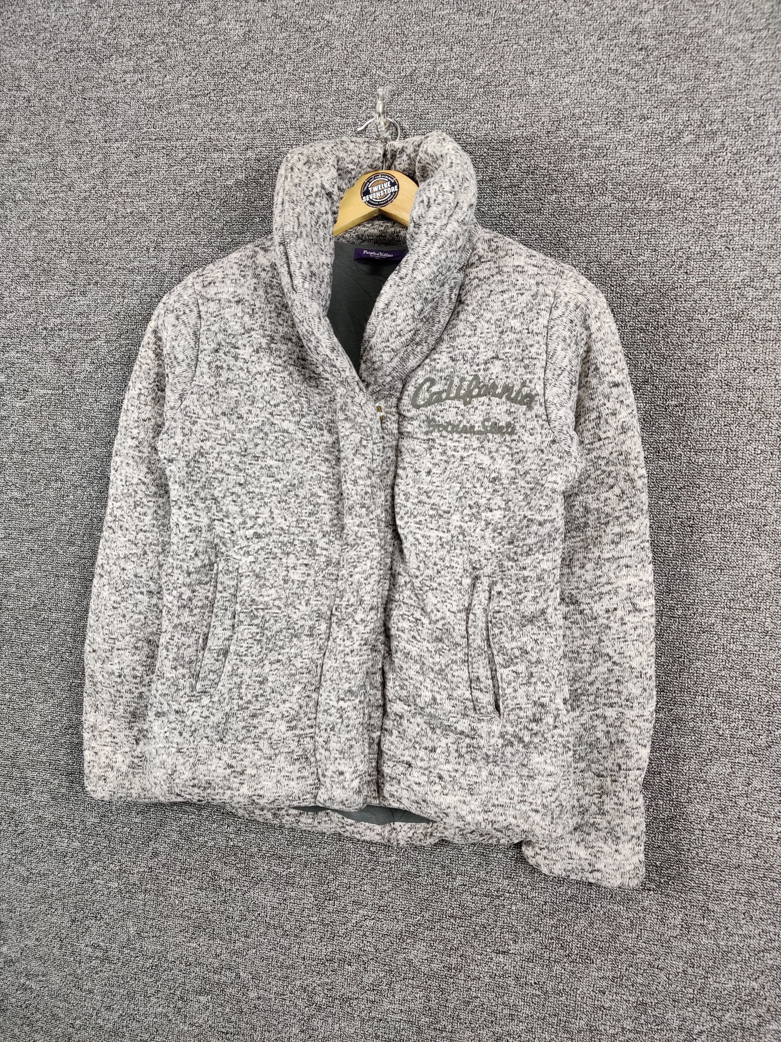 Japanese Brand Vintage Purple & Yellow Puffer Hoodie Jacket Size US S / EU 44-46 / 1 - 2 Thumbnail