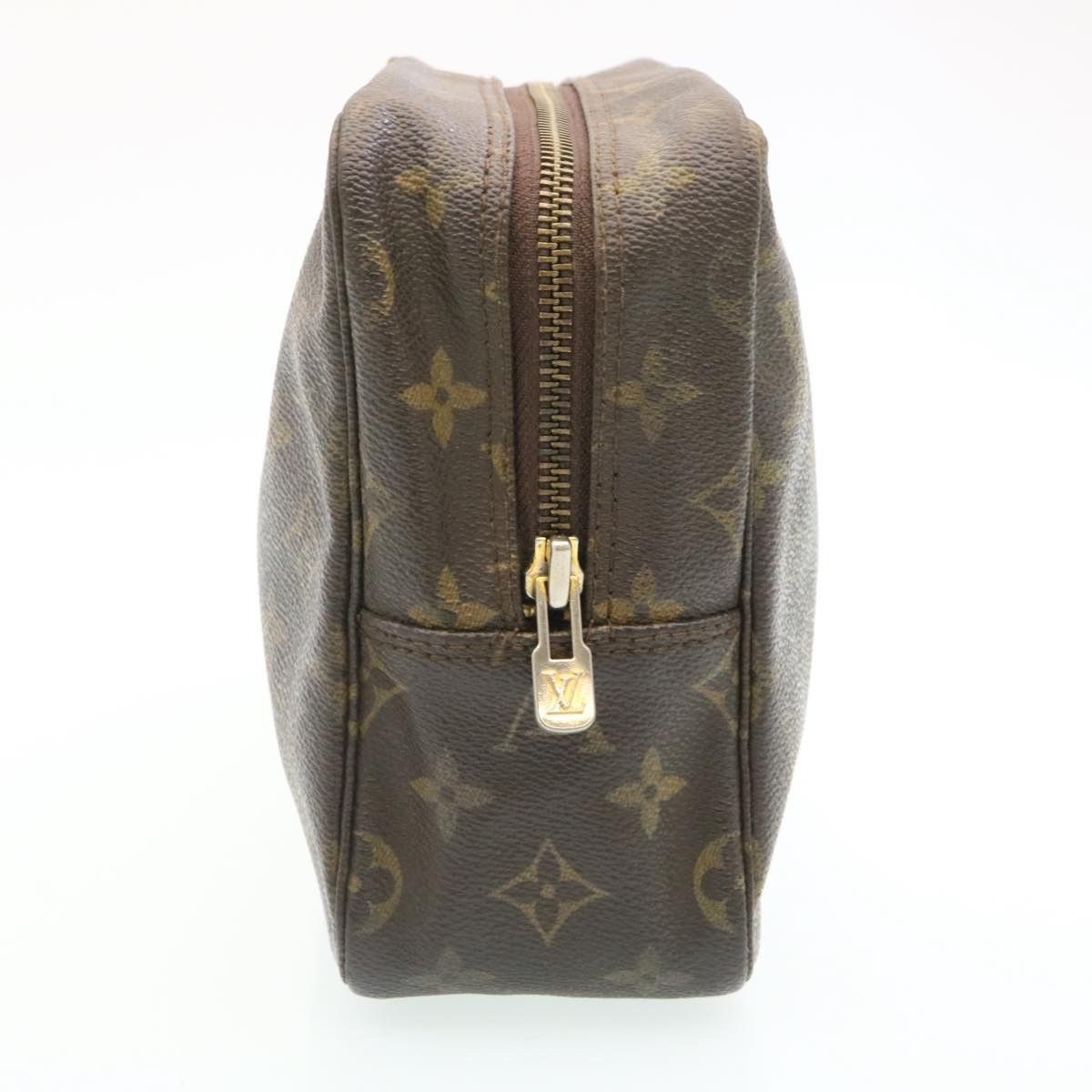 Louis Vuitton Monogram Pouch Bag Size ONE SIZE - 3 Thumbnail