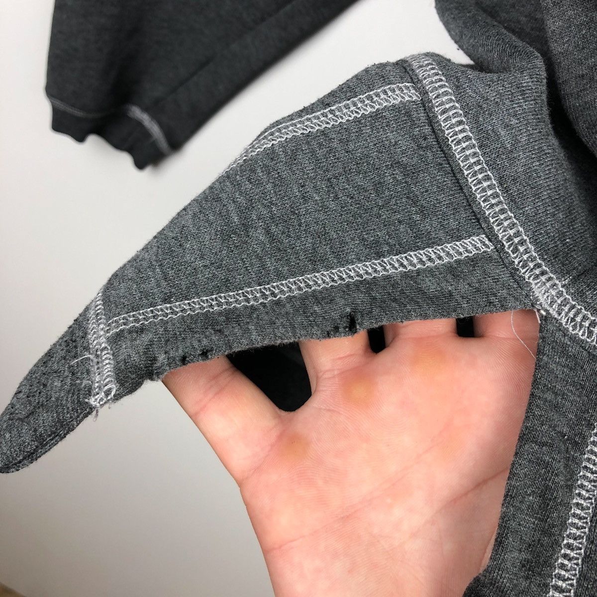 Nike × Vintage VTG NIKE FITNESS ESSENTIALS WOMENS HOODIE SMALL GRAY Size S / US 4 / IT 40 - 6 Thumbnail