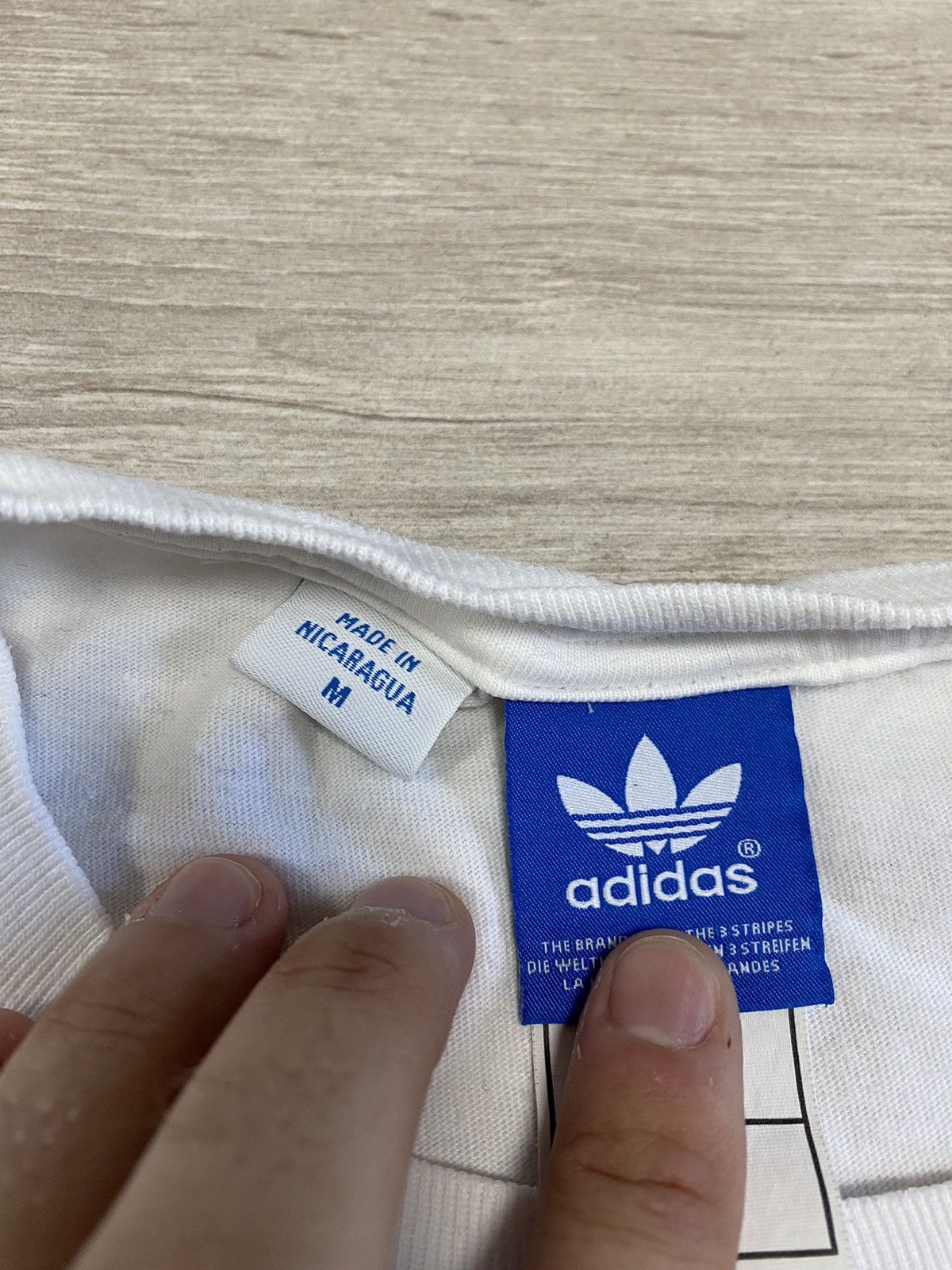 Adidas Adidas NBA T shirt LA Lakers champion big logo sz L Size US L / EU 52-54 / 3 - 5 Thumbnail