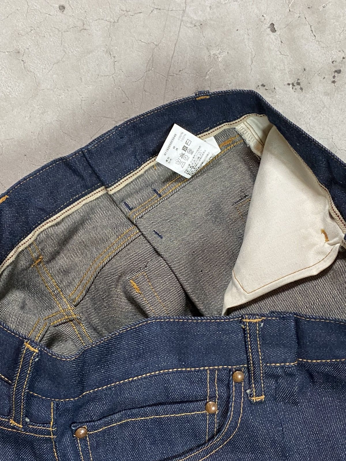 Visvim Visvim Crazy Randomly Pleated Baggy Selvedge "Muir" Denim Size US 34 / EU 50 - 14 Thumbnail