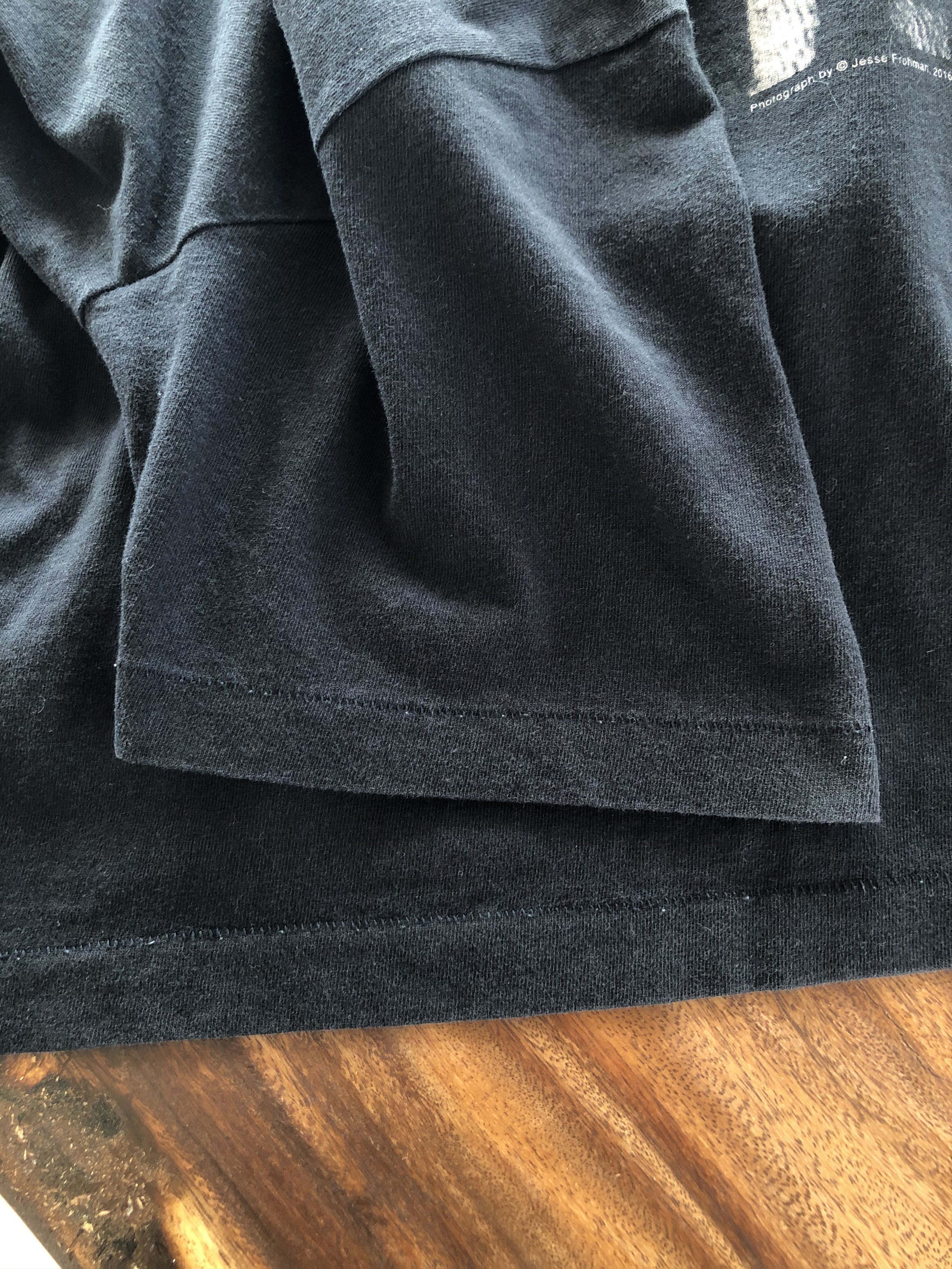 Uniqlo 2016 KURT COBAIN X UNIQLO BIG FACE SINGLE STITCH TEE Size US M / EU 48-50 / 2 - 6 Thumbnail