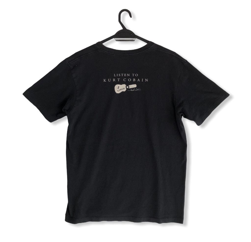 Uniqlo 2016 KURT COBAIN X UNIQLO BIG FACE SINGLE STITCH TEE Size US M / EU 48-50 / 2 - 2 Thumbnail