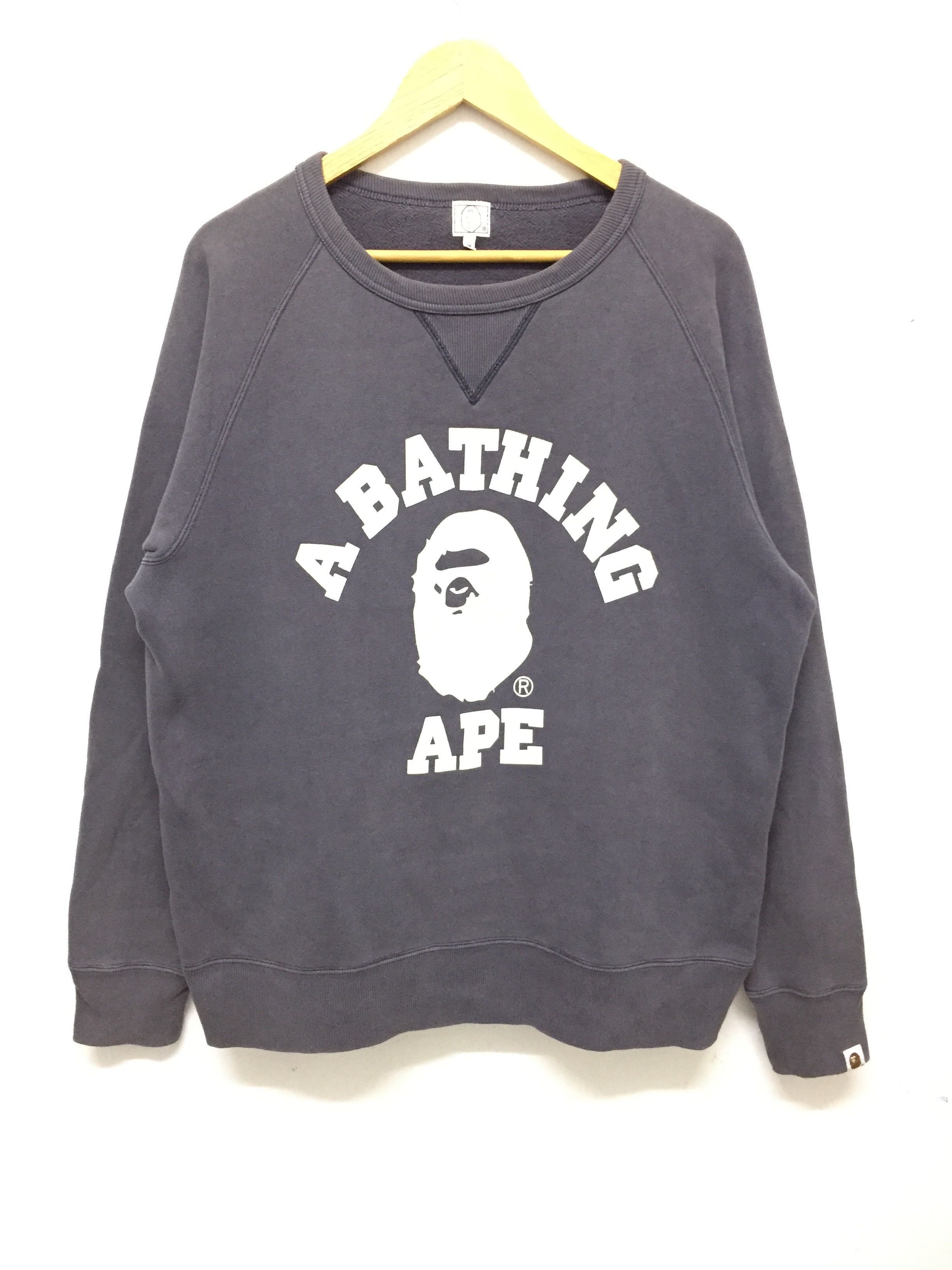 Bape AW2001 OG Bape Head Logo sweatshirt Size US L / EU 52-54 / 3 - 2 Thumbnail
