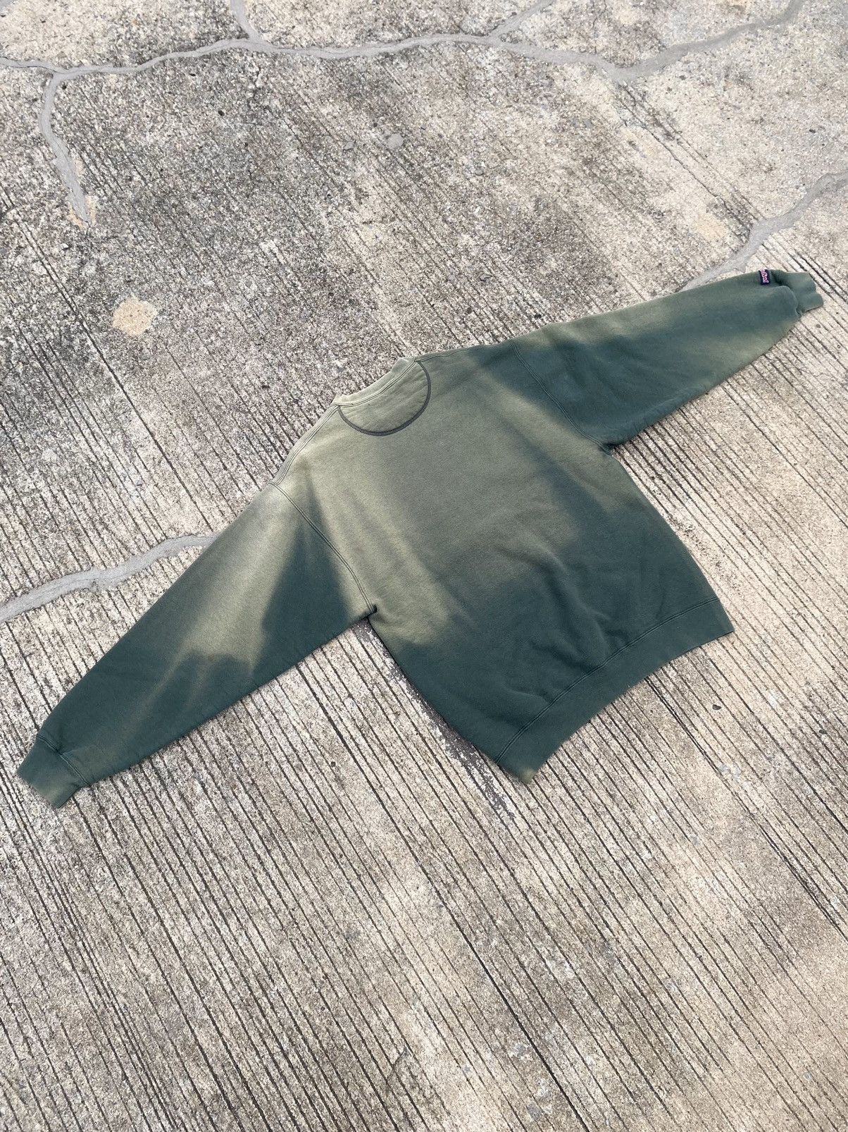 Russell Athletic × Vintage Faded “UH” JANSPORT Sweatshirt Green 🤢 Size US M / EU 48-50 / 2 - 16 Thumbnail