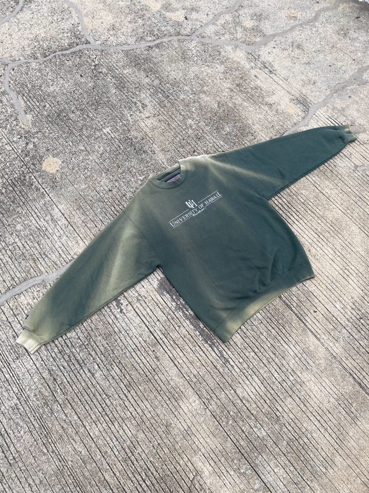 Russell Athletic × Vintage Faded “UH” JANSPORT Sweatshirt Green 🤢 Size US M / EU 48-50 / 2 - 11 Thumbnail