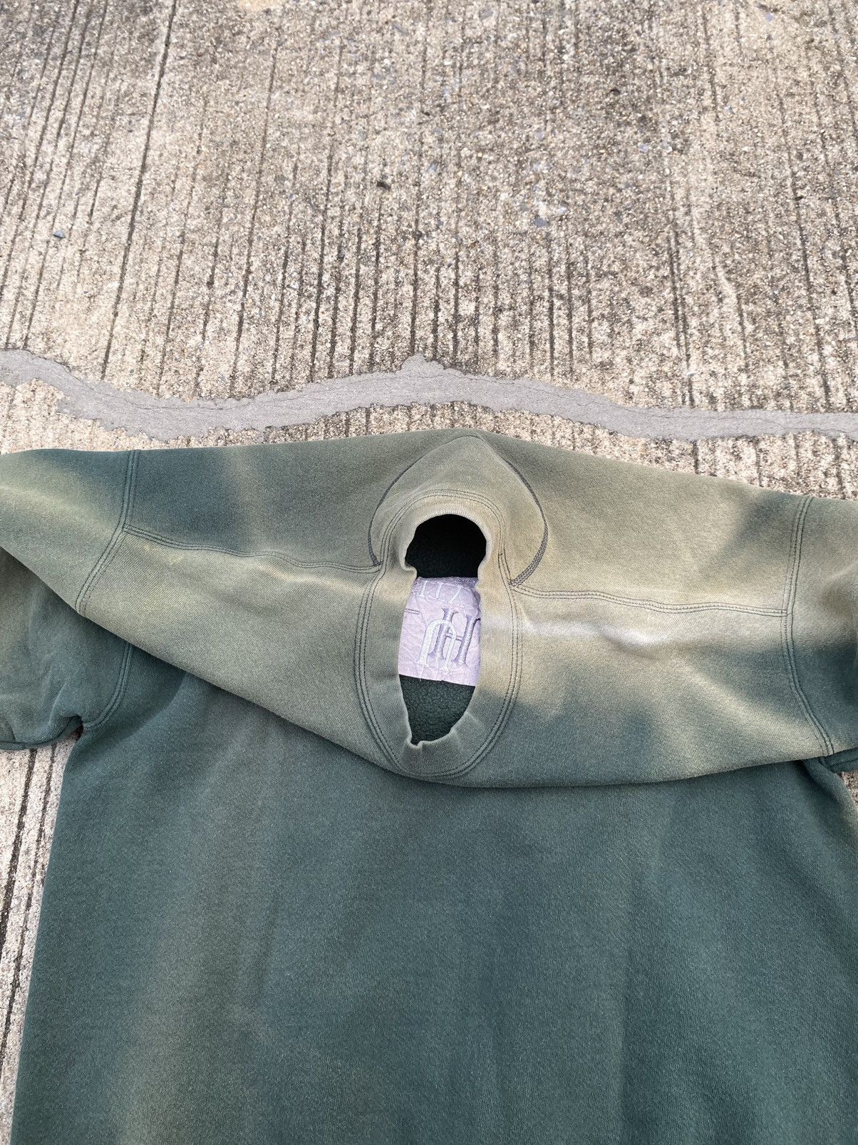 Russell Athletic × Vintage Faded “UH” JANSPORT Sweatshirt Green 🤢 Size US M / EU 48-50 / 2 - 22 Thumbnail