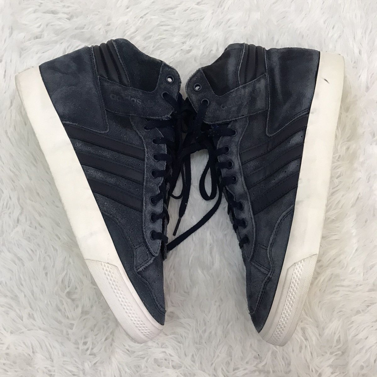 Adidas Adidas Pro Conference Mid Size US 9 / EU 42 - 7 Thumbnail