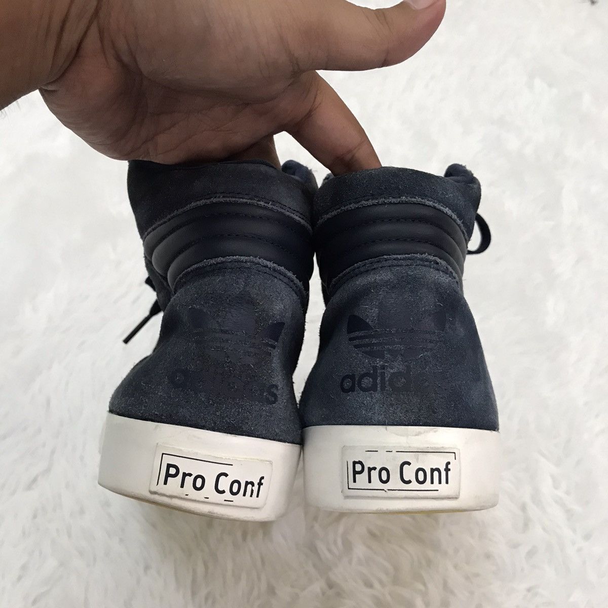 Adidas Adidas Pro Conference Mid Size US 9 / EU 42 - 5 Thumbnail