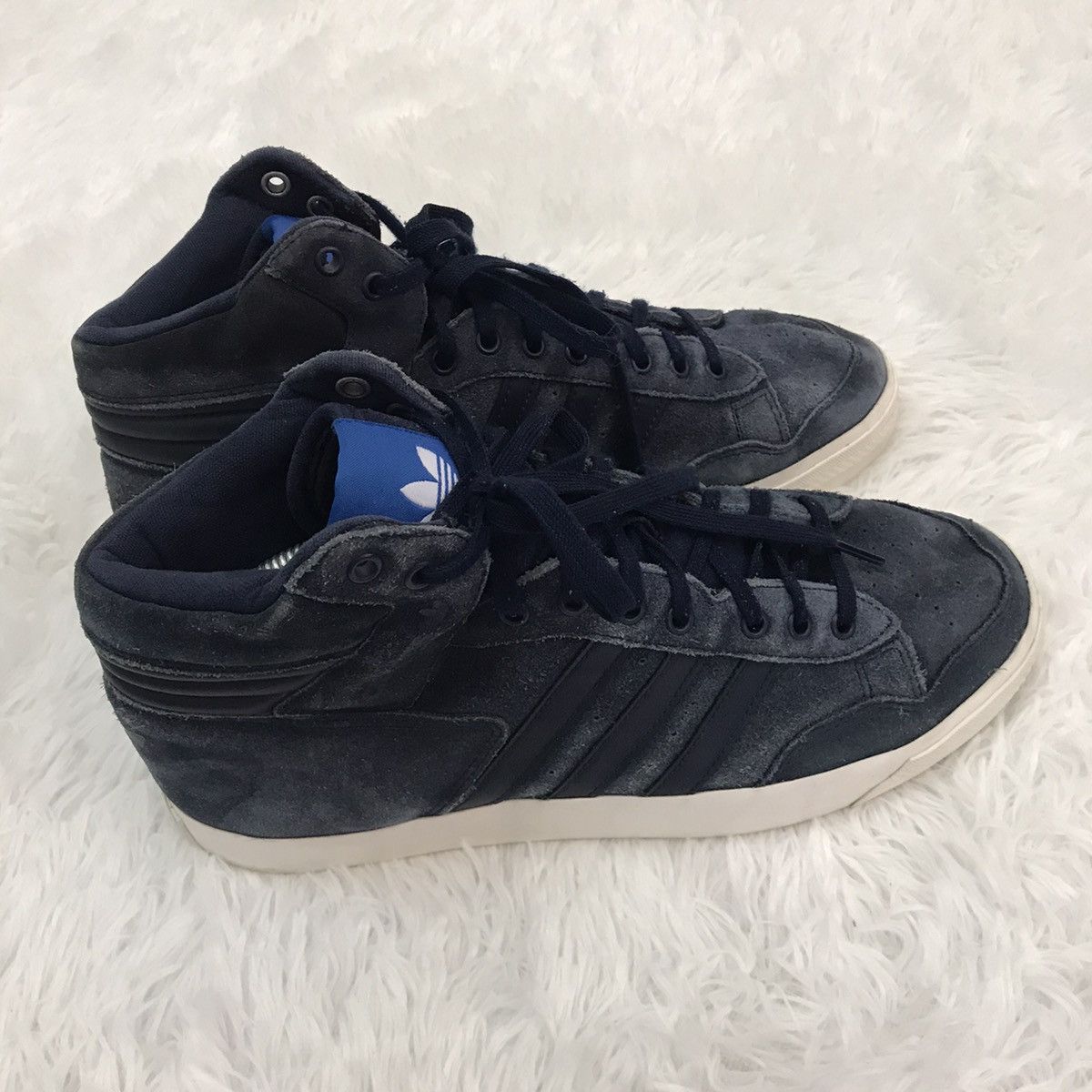 image of Adidas Pro Conference Mid Shoes, Men's (Size 9)