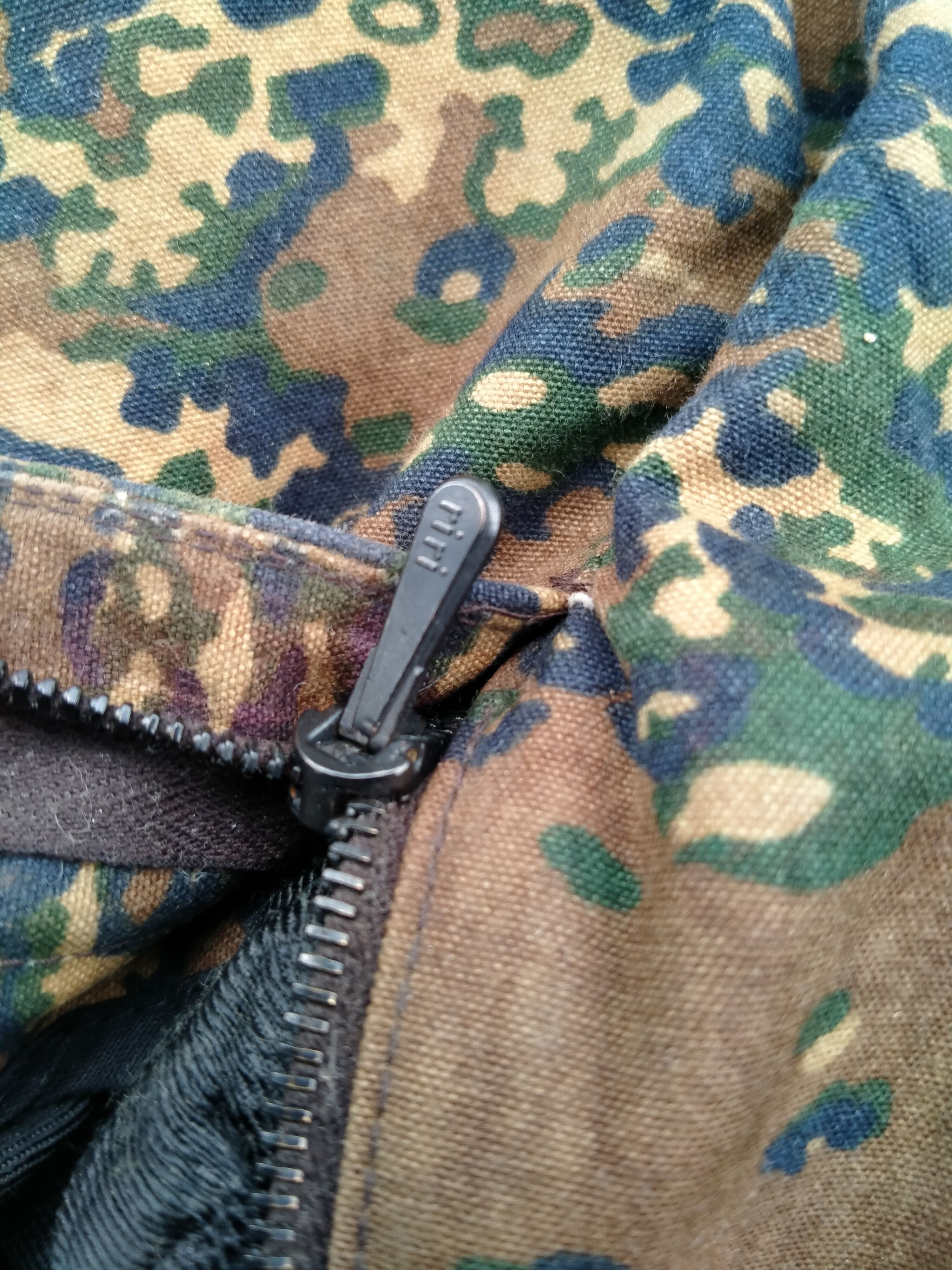 A.P.C. Rare!! Iconic A.P.C. Camouflage Rayon Lined Pant Zipper Riri Size US 29 - 16 Thumbnail