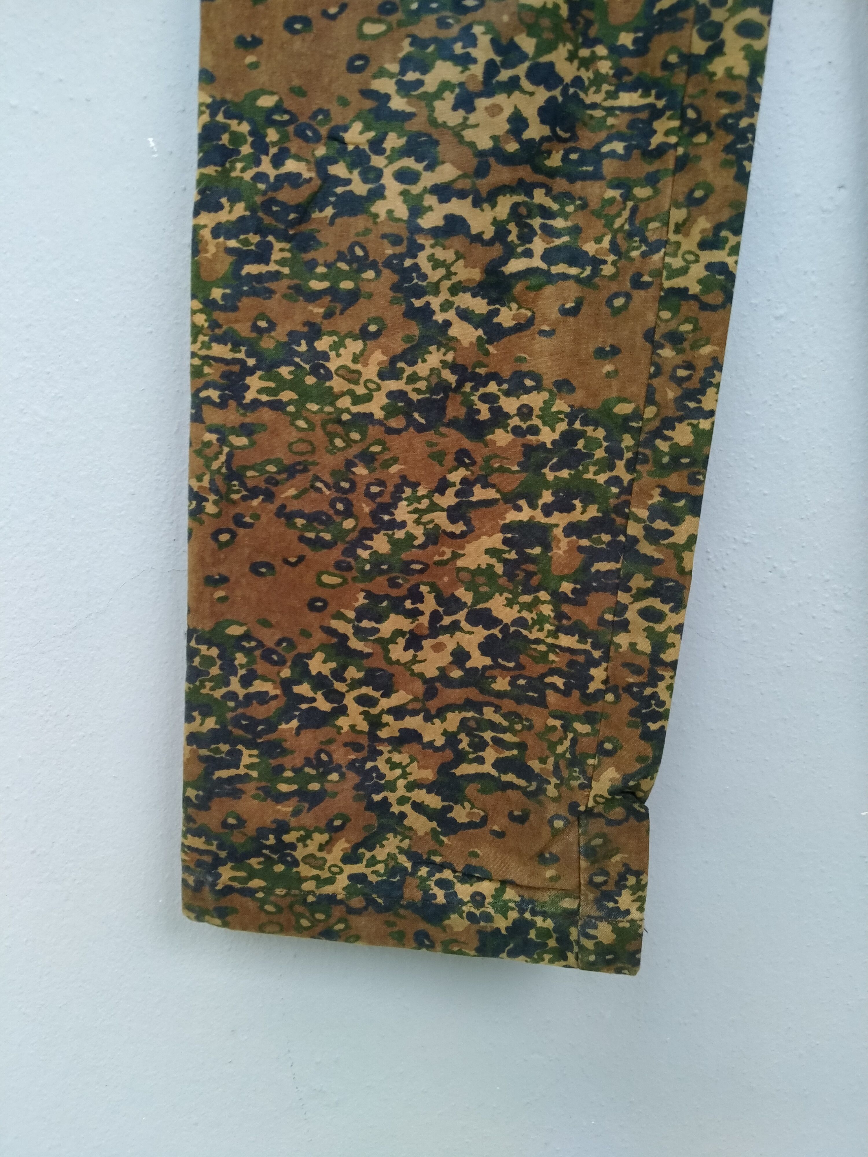 A.P.C. Rare!! Iconic A.P.C. Camouflage Rayon Lined Pant Zipper Riri Size US 29 - 7 Thumbnail
