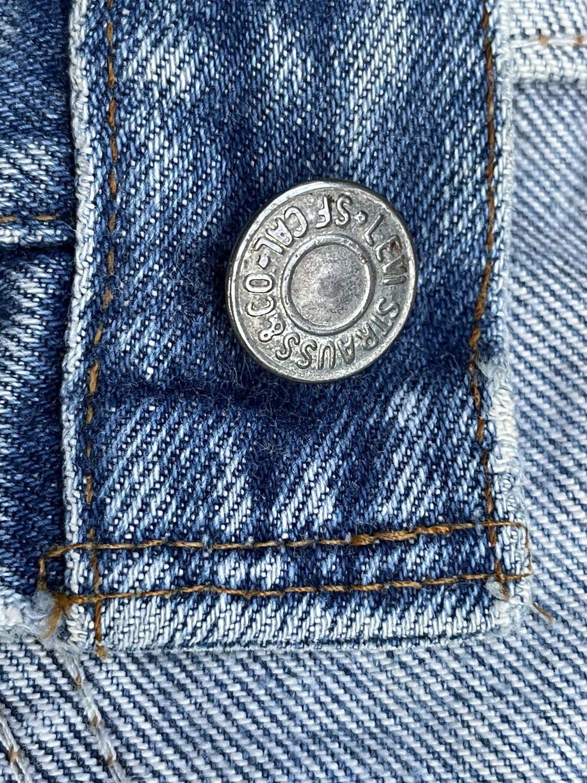 Levi's Vintage Levis 501e Redline 1983 USA Aging Distressed Size US 31 - 20 Thumbnail