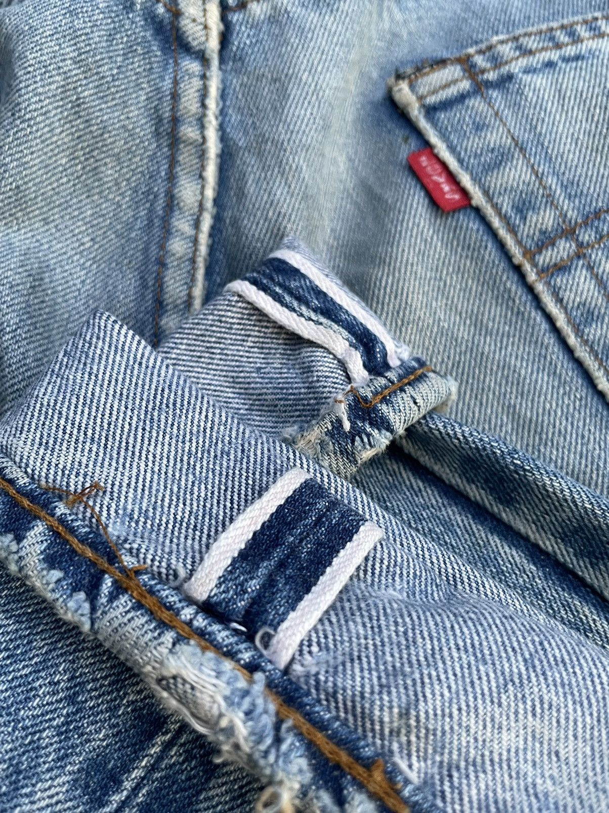 Levi's Vintage Levis 501e Redline 1983 USA Aging Distressed Size US 31 - 10 Thumbnail