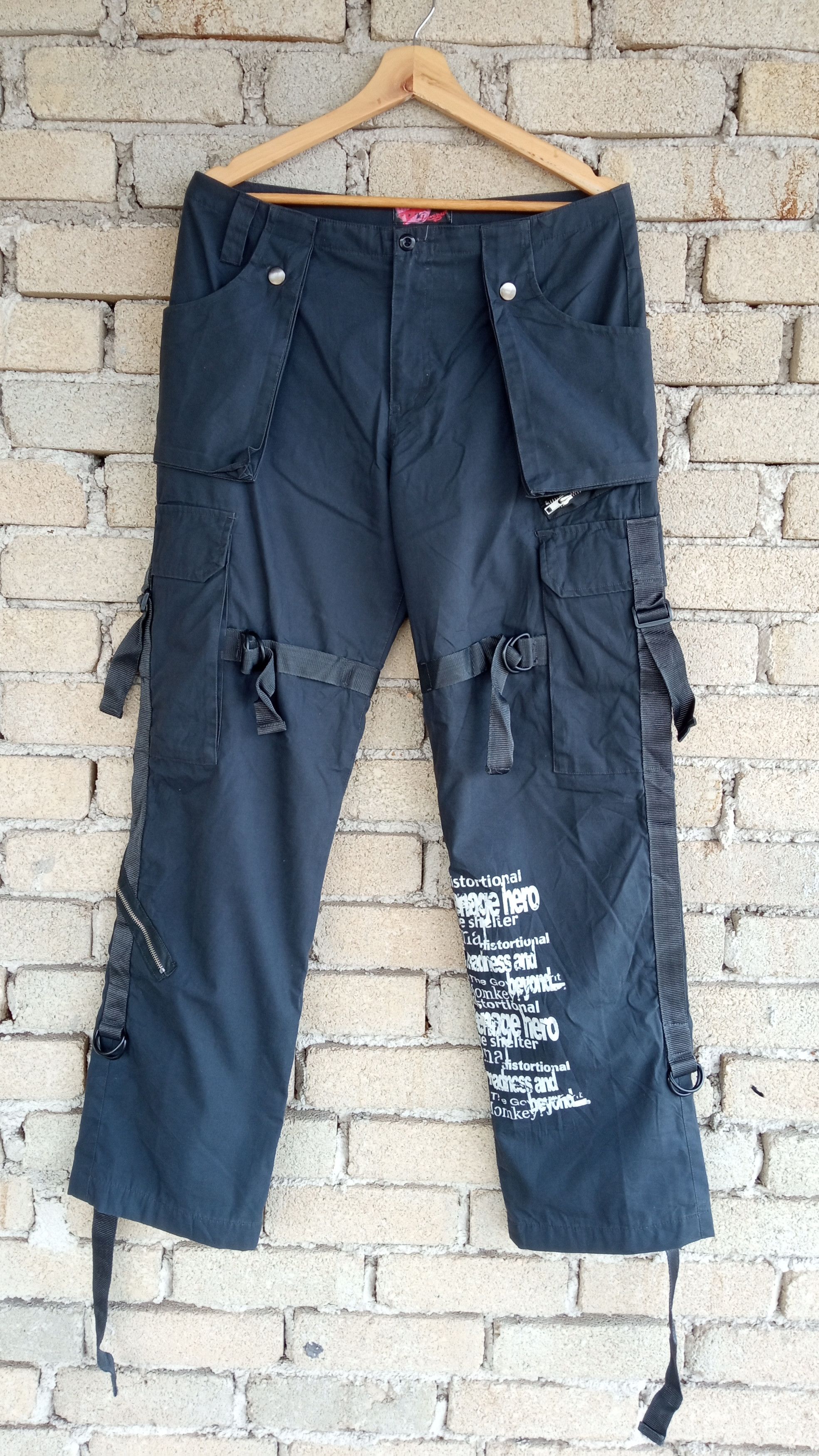 Japanese Brand 🔥🔥Homme Bold Multipocket Cargo Bondage Statement Pants Size US 32 / EU 48 - 14 Thumbnail