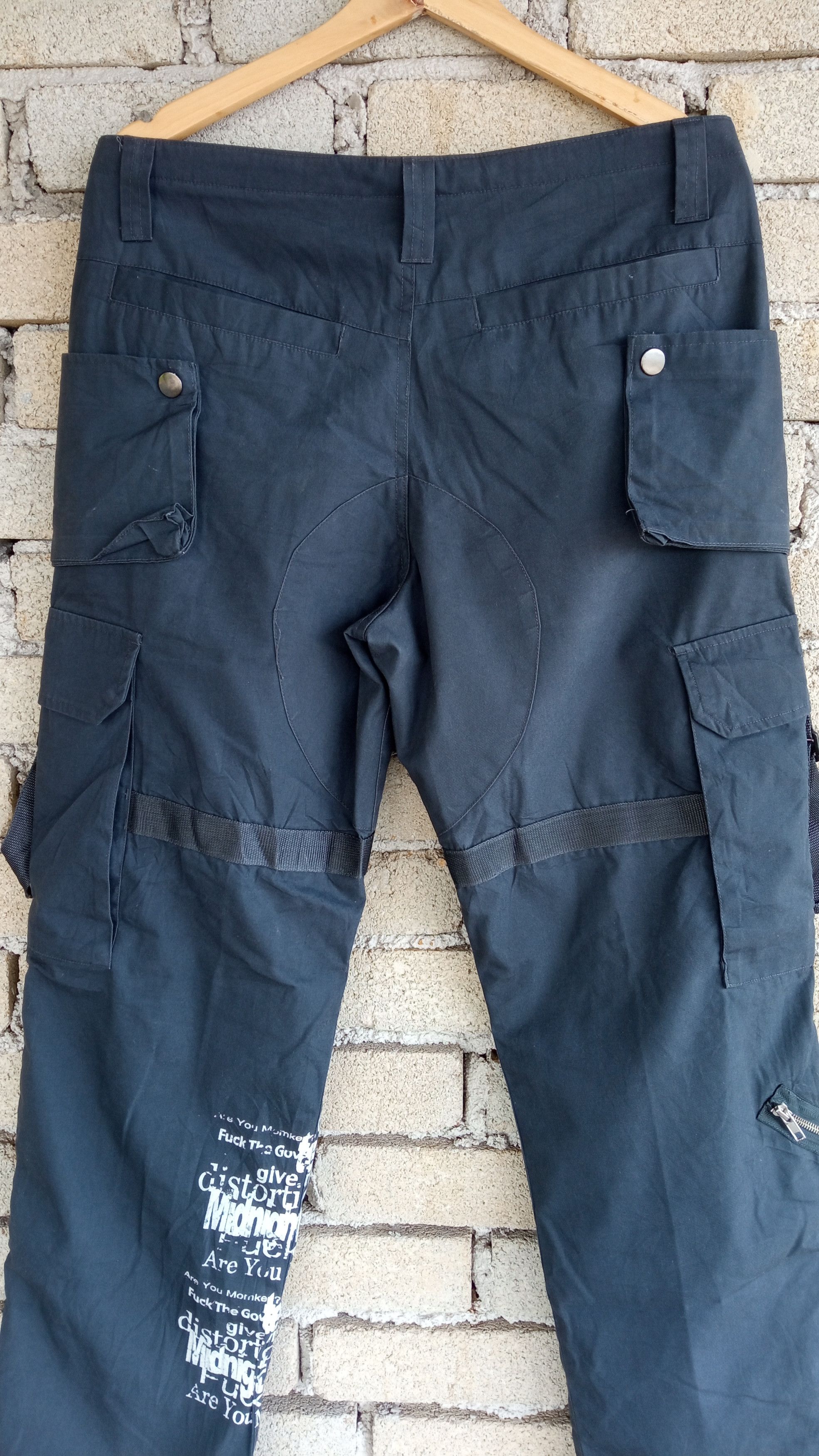Japanese Brand 🔥🔥Homme Bold Multipocket Cargo Bondage Statement Pants Size US 32 / EU 48 - 16 Thumbnail