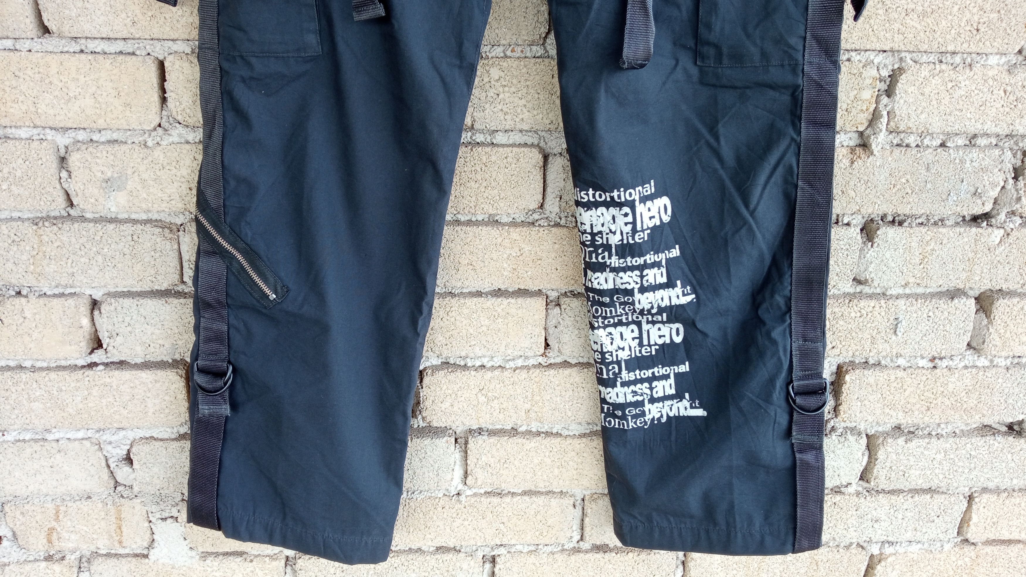 Japanese Brand 🔥🔥Homme Bold Multipocket Cargo Bondage Statement Pants Size US 32 / EU 48 - 10 Thumbnail