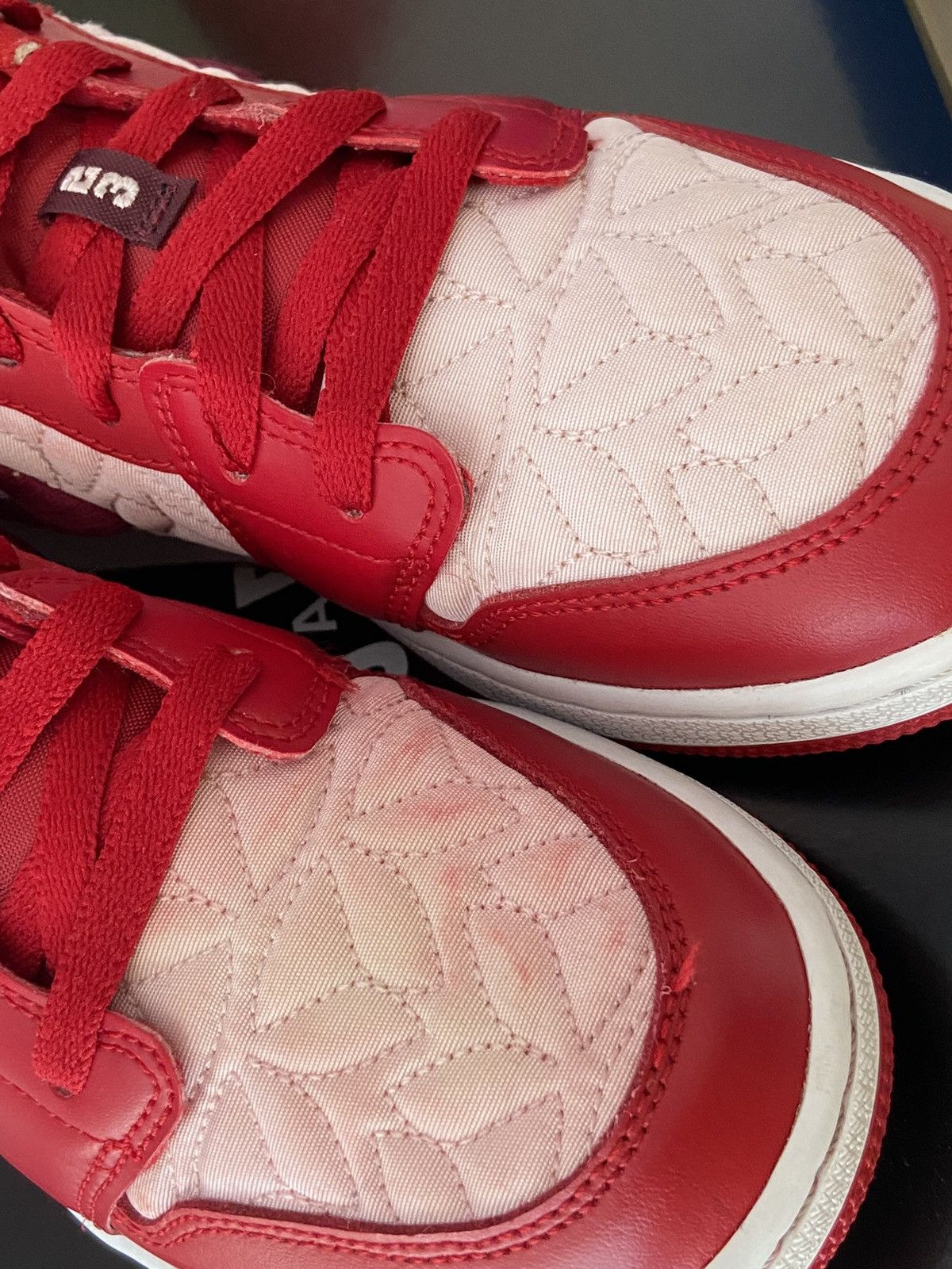 Jordan Brand Jordan 1 Low SE Red Quilt GS Size US 6 / EU 39 - 13 Thumbnail