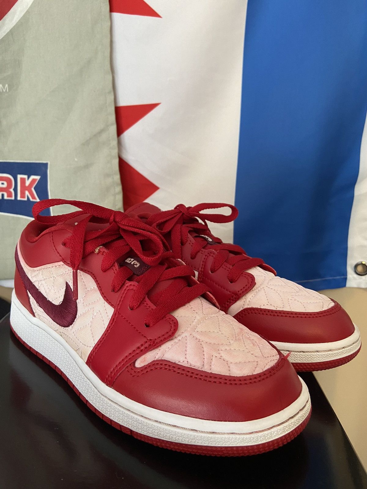 Jordan Brand Jordan 1 Low SE Red Quilt GS Size US 6 / EU 39 - 3 Thumbnail