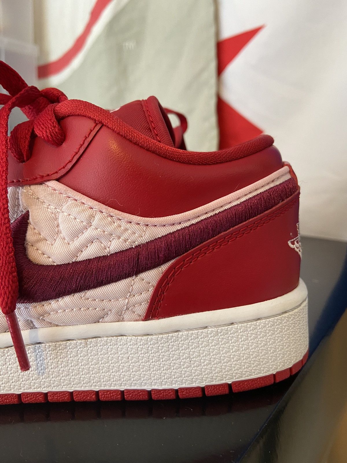 Jordan Brand Jordan 1 Low SE Red Quilt GS Size US 6 / EU 39 - 8 Thumbnail