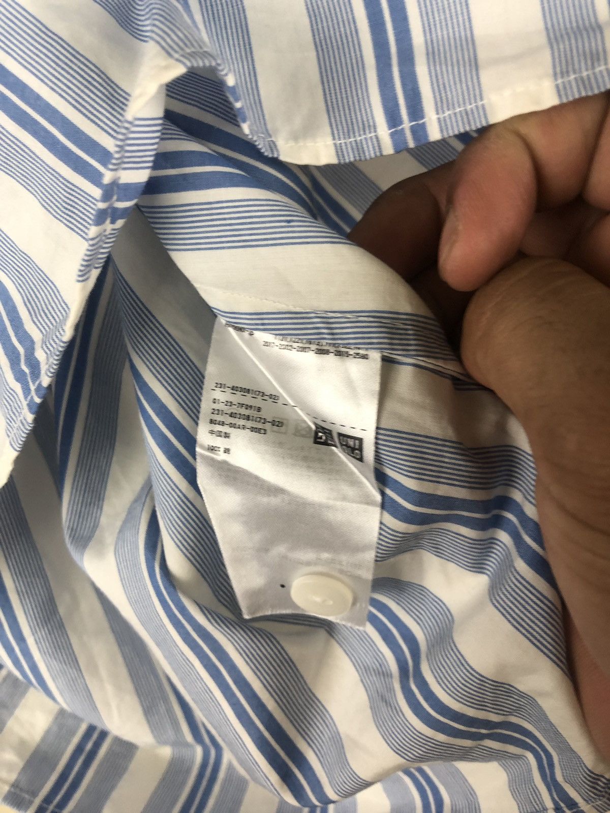 JW Anderson J.W Anderson x Uniqlo longsleeve italian design Size US S / EU 44-46 / 1 - 5 Thumbnail