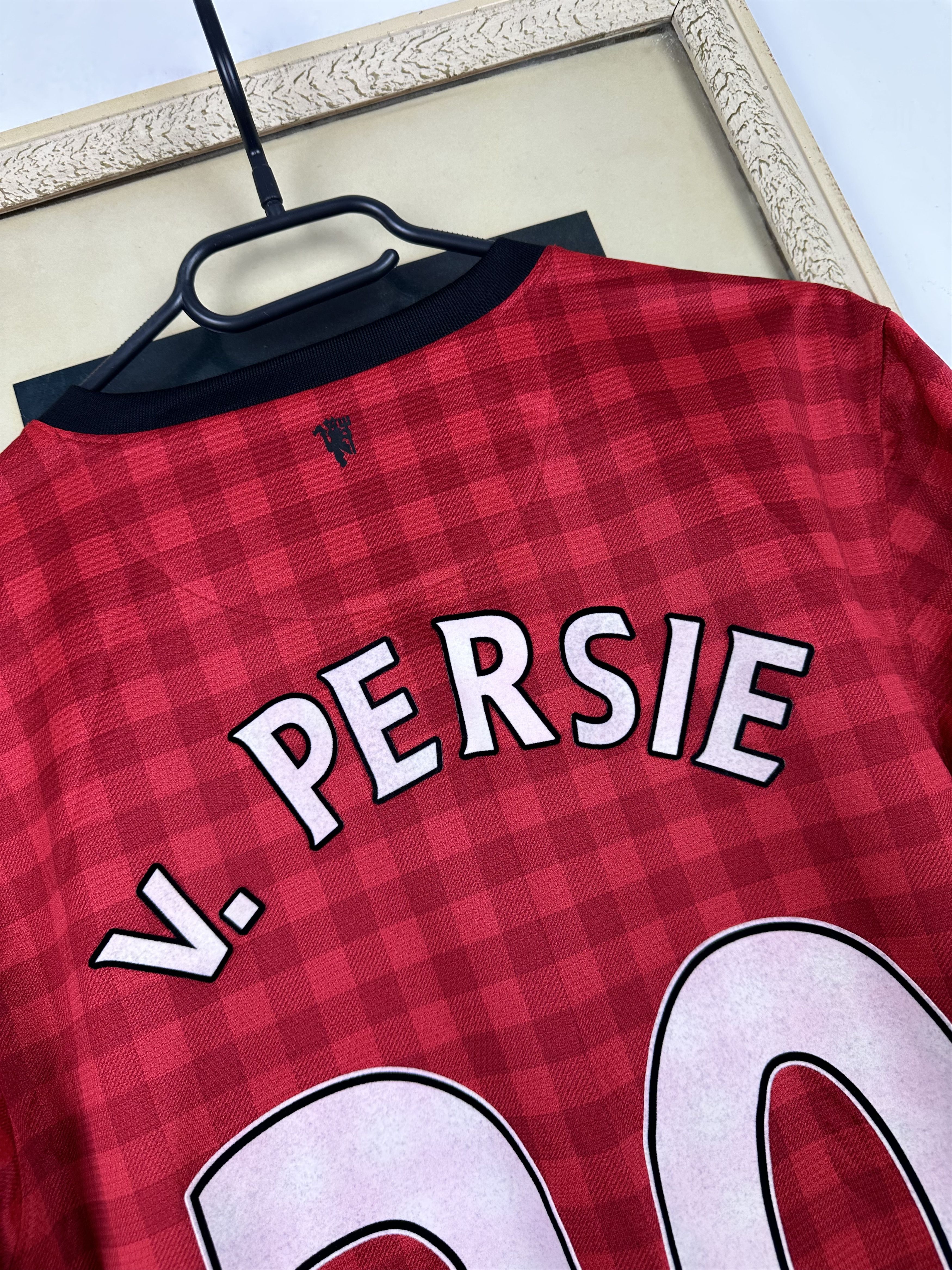Nike Manchester United football shirt 2012 #20 V. Persie Jersey Size US S / EU 44-46 / 1 - 16 Thumbnail