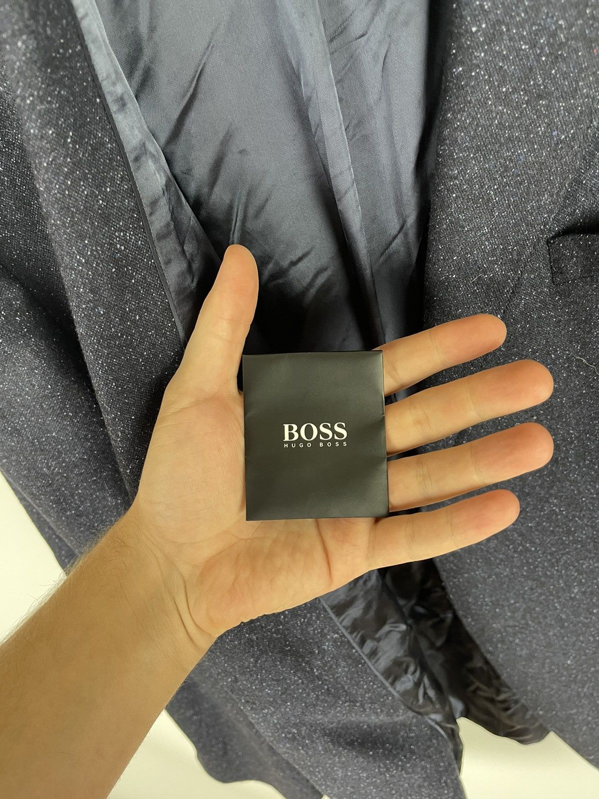 Hugo Boss Hugo Boss wool silk navy dot pattern 2 button blazer coat Size 44R - 11 Thumbnail