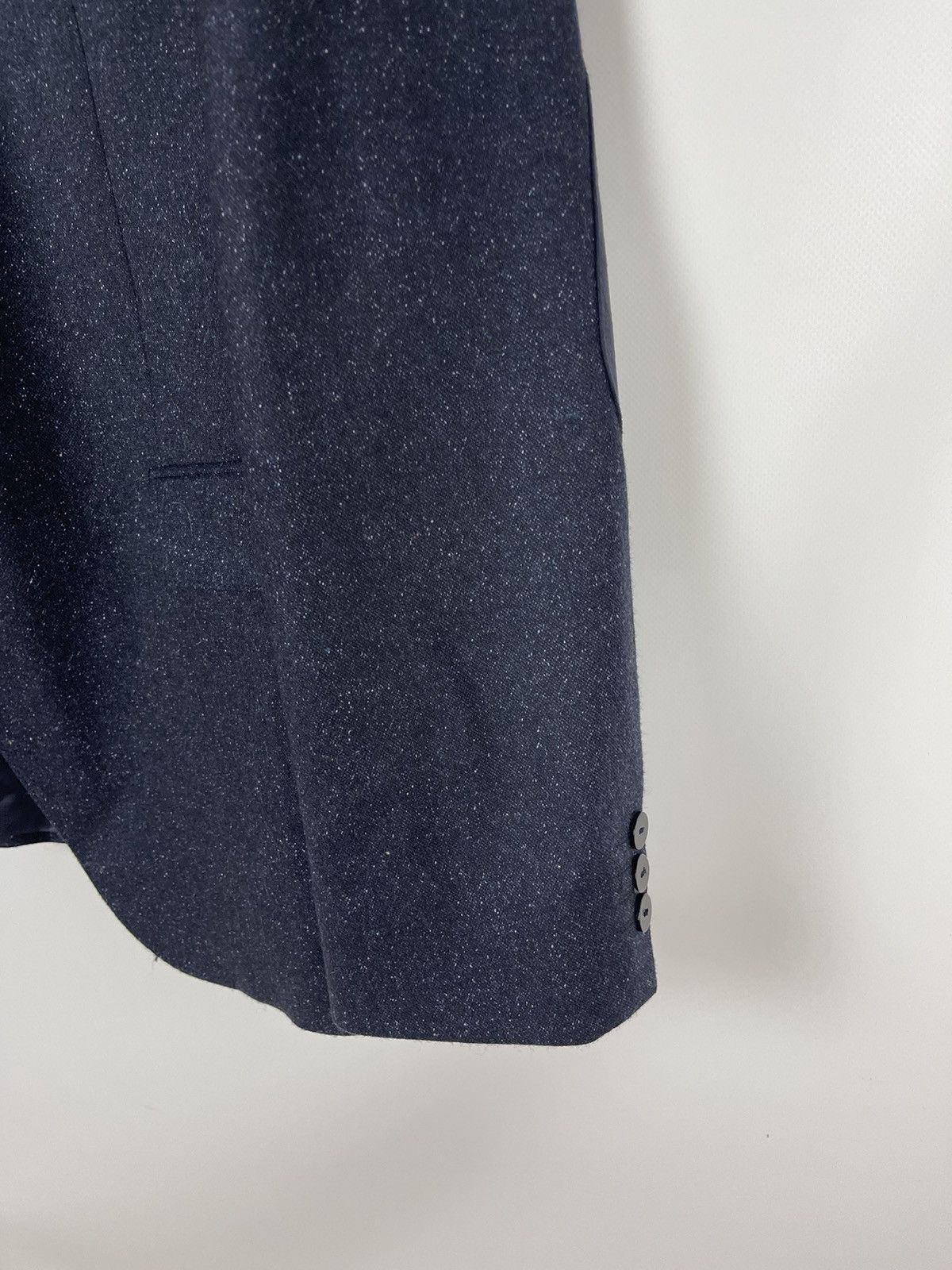 Hugo Boss Hugo Boss wool silk navy dot pattern 2 button blazer coat Size 44R - 5 Thumbnail