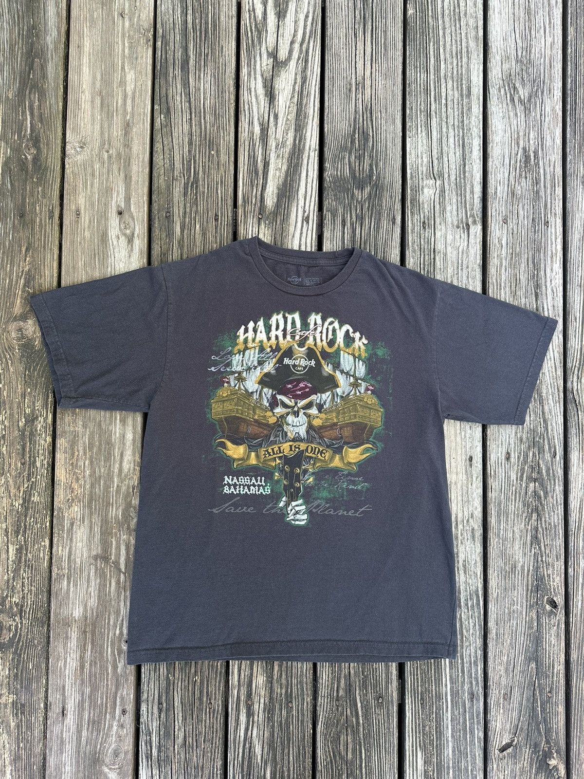 Hard Rock Cafe Hard Rock Cafe "Nassau, Bahamas" Shirt | Grailed