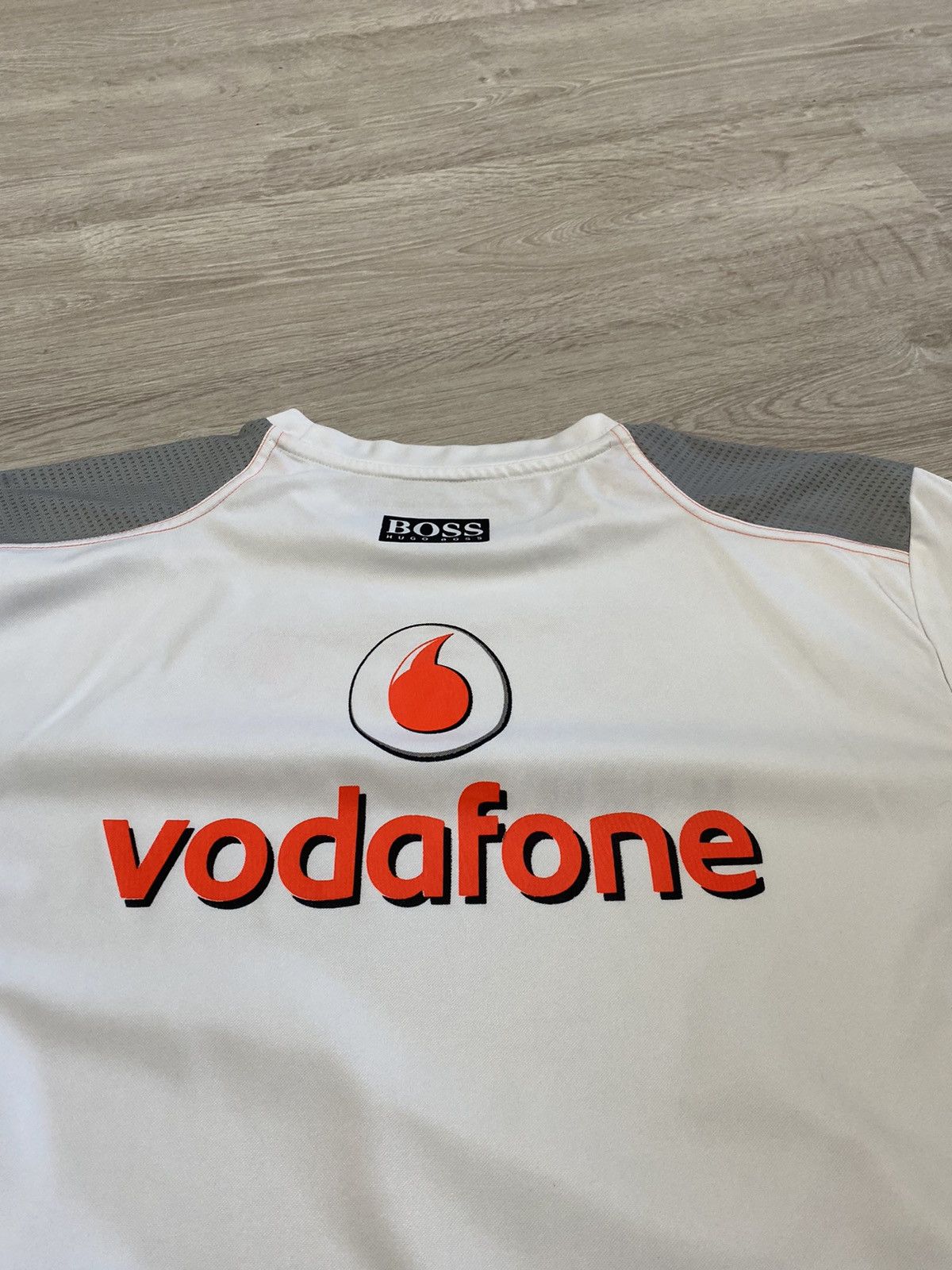 Formula 1 Jersey Mercedes Benz Formula 1 sz XL Vodafone Size US XL / EU 56 / 4 - 8 Thumbnail