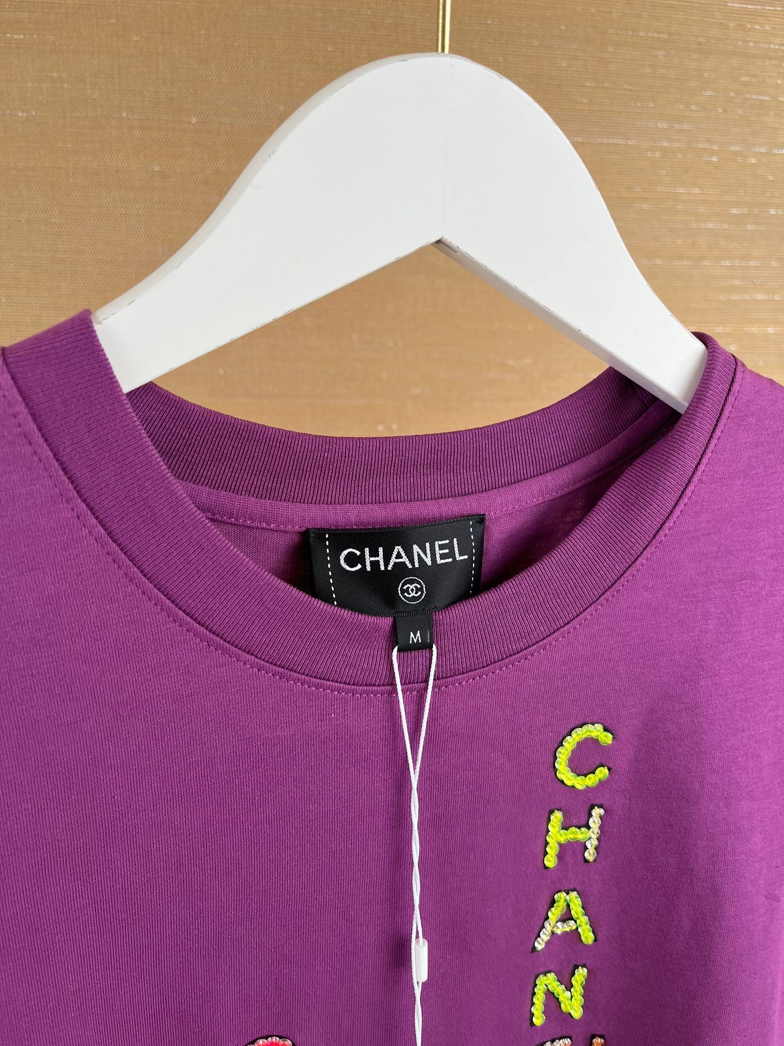 Chanel o1rshd1 Chanel x Pharrell Coco Chanel Logo T-Shirt in Purple Size M / US 6-8 / IT 42-44 - 3 Thumbnail