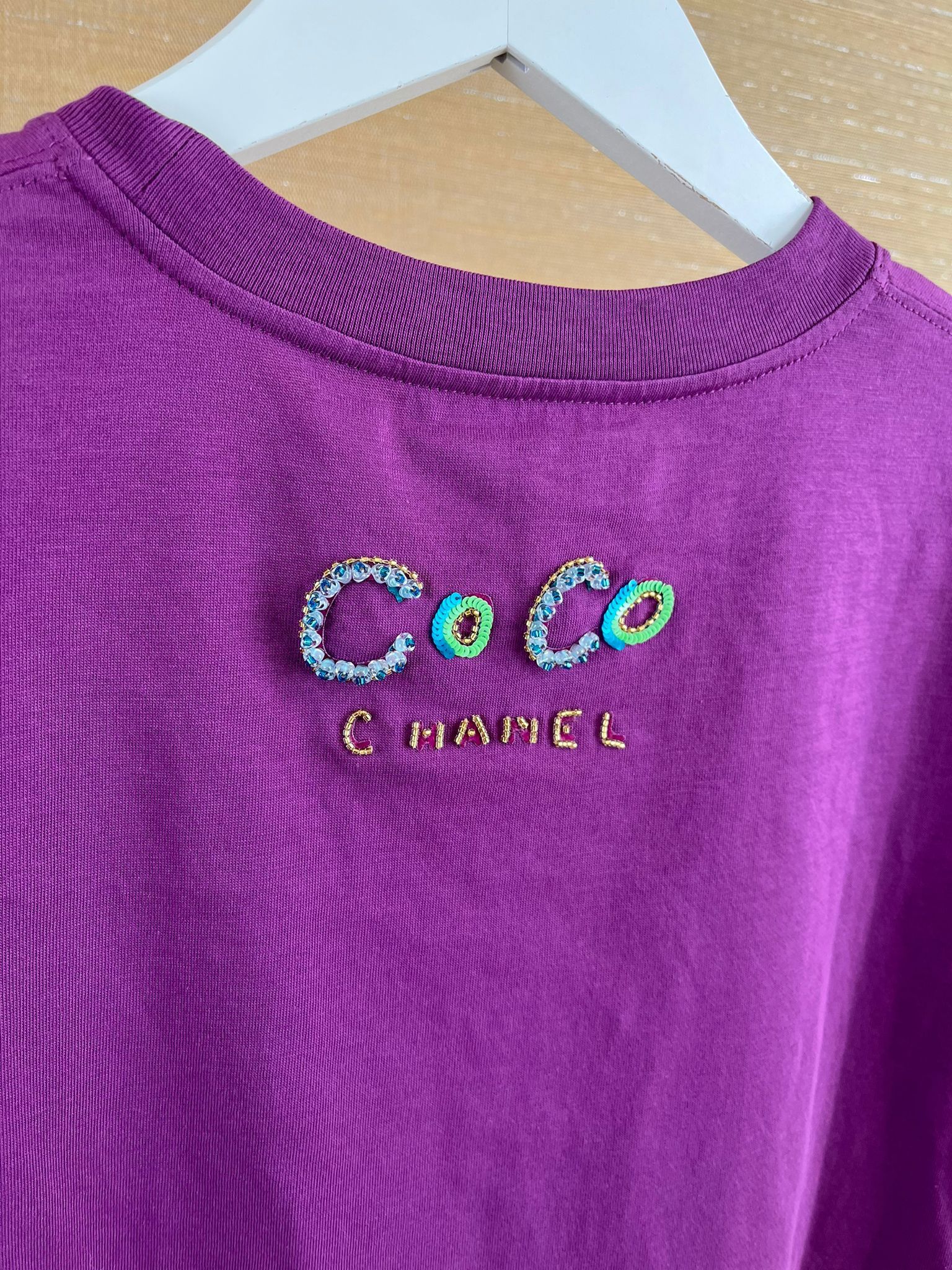 Chanel o1rshd1 Chanel x Pharrell Coco Chanel Logo T-Shirt in Purple Size M / US 6-8 / IT 42-44 - 15 Thumbnail