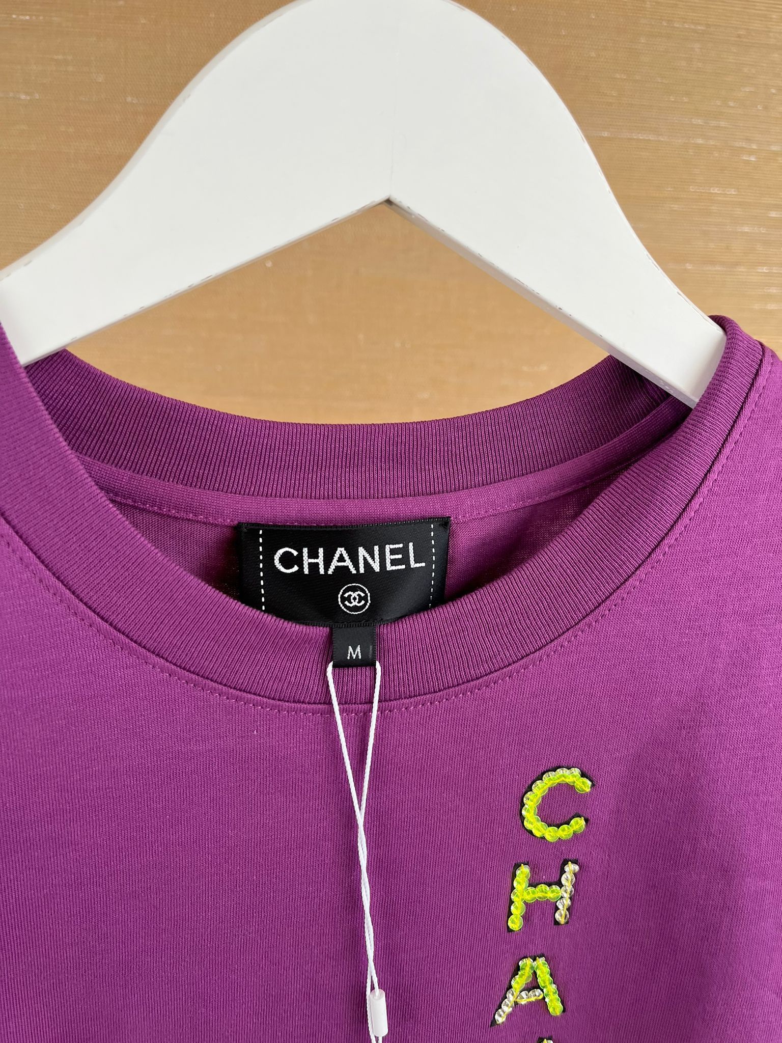Chanel o1rshd1 Chanel x Pharrell Coco Chanel Logo T-Shirt in Purple Size M / US 6-8 / IT 42-44 - 11 Thumbnail