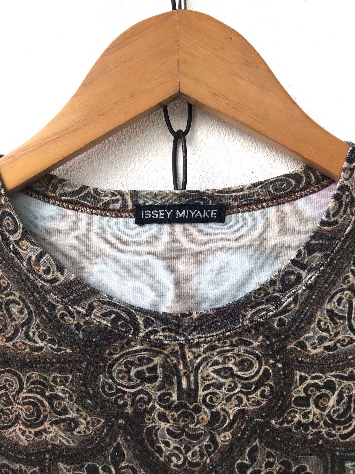 Issey Miyake 90s Issey Miyake Cropped Tops SS Tshirt Size M / US 6-8 / IT 42-44 - 3 Thumbnail