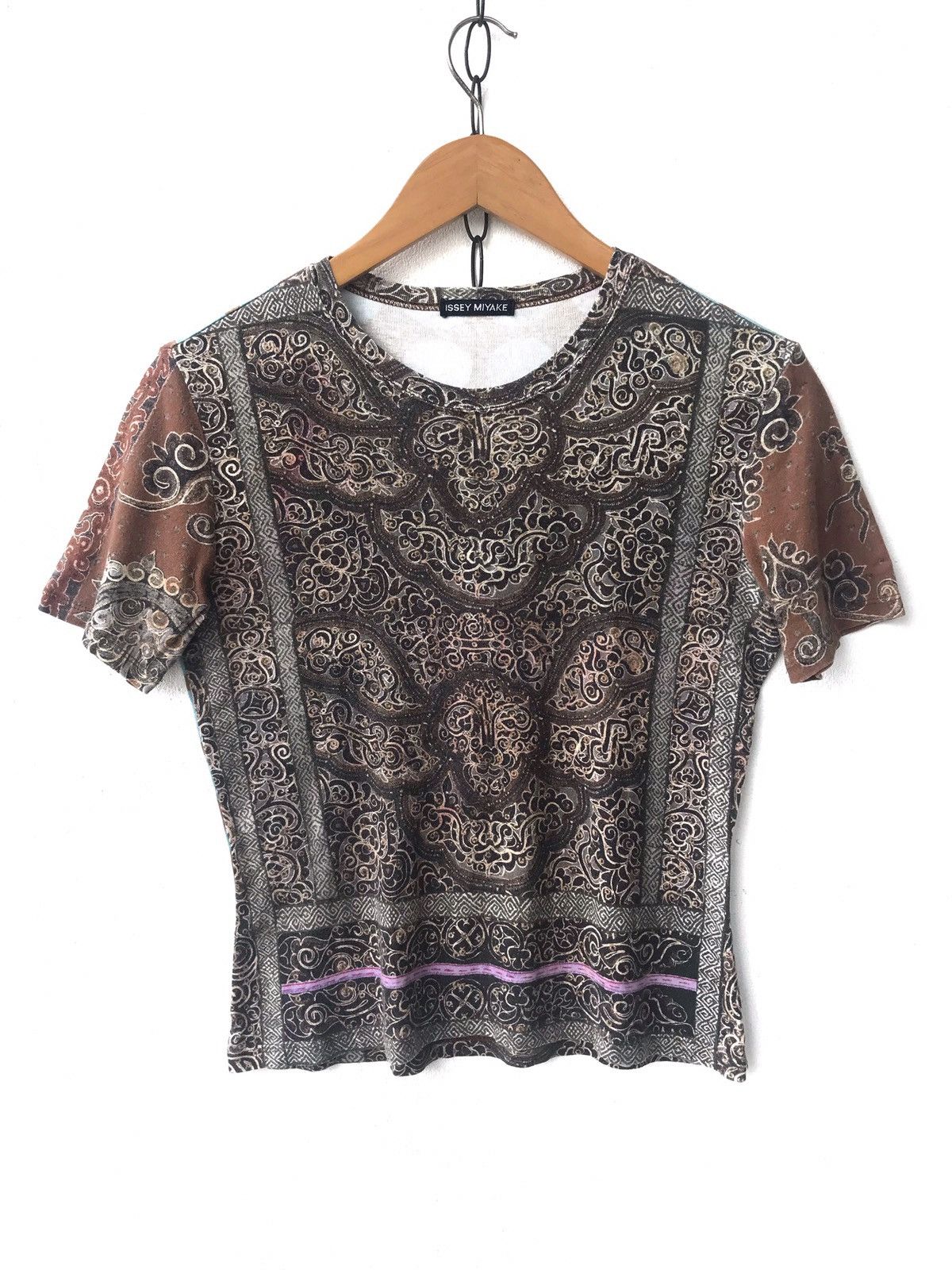 Issey Miyake 90s Issey Miyake Cropped Tops SS Tshirt Size M / US 6-8 / IT 42-44 - 1 Thumbnail