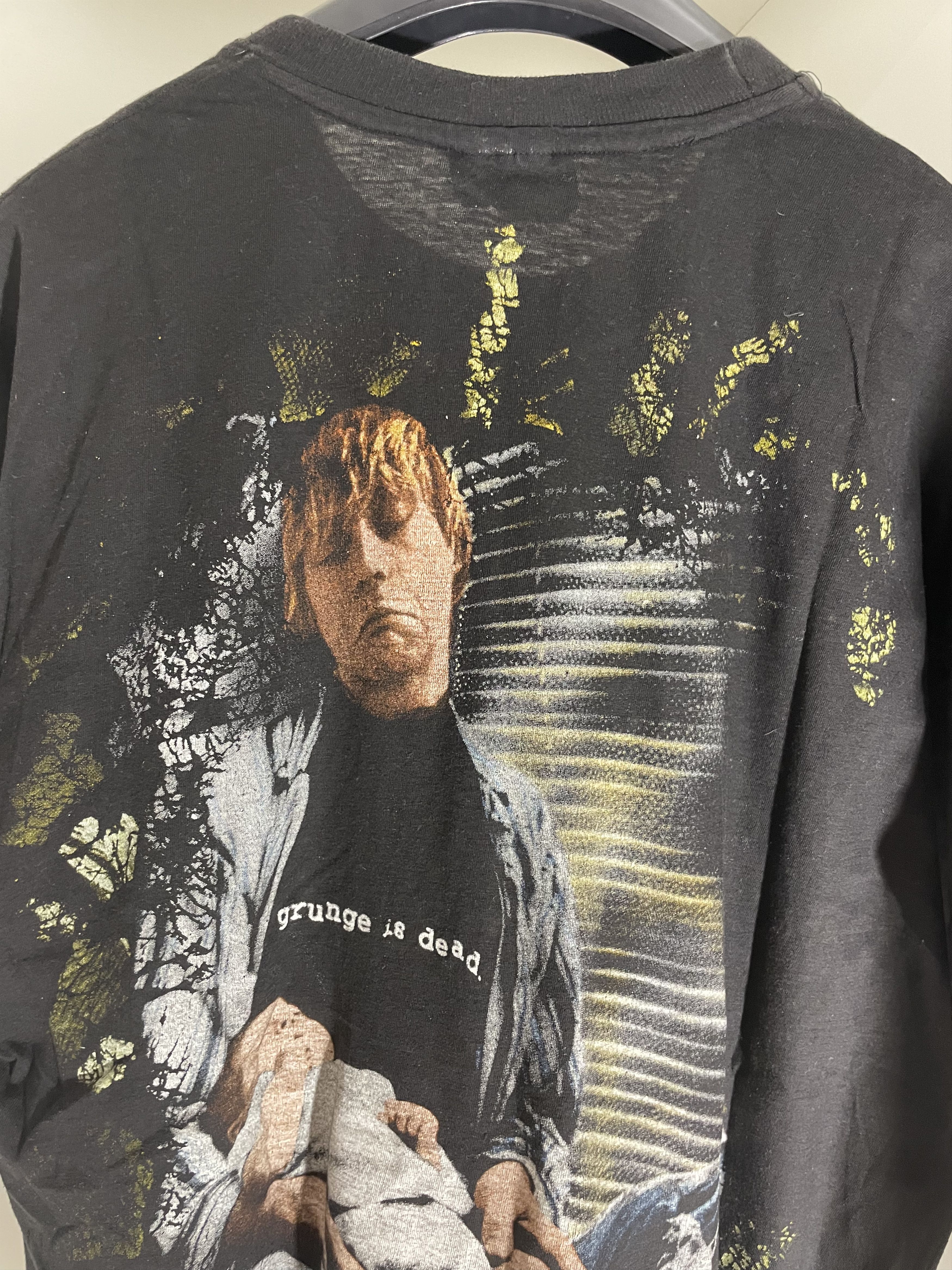 Nirvana Vintage Nirvana 90's Empire grunge is dead tshirt Size US L / EU 52-54 / 3 - 7 Thumbnail